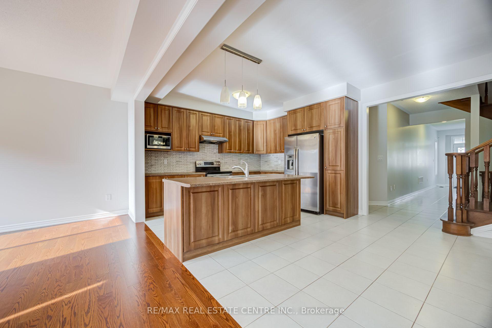 Photo 10 of 464 George Ryan Avenue, Oakville, Joshua Meadows — HOMEH