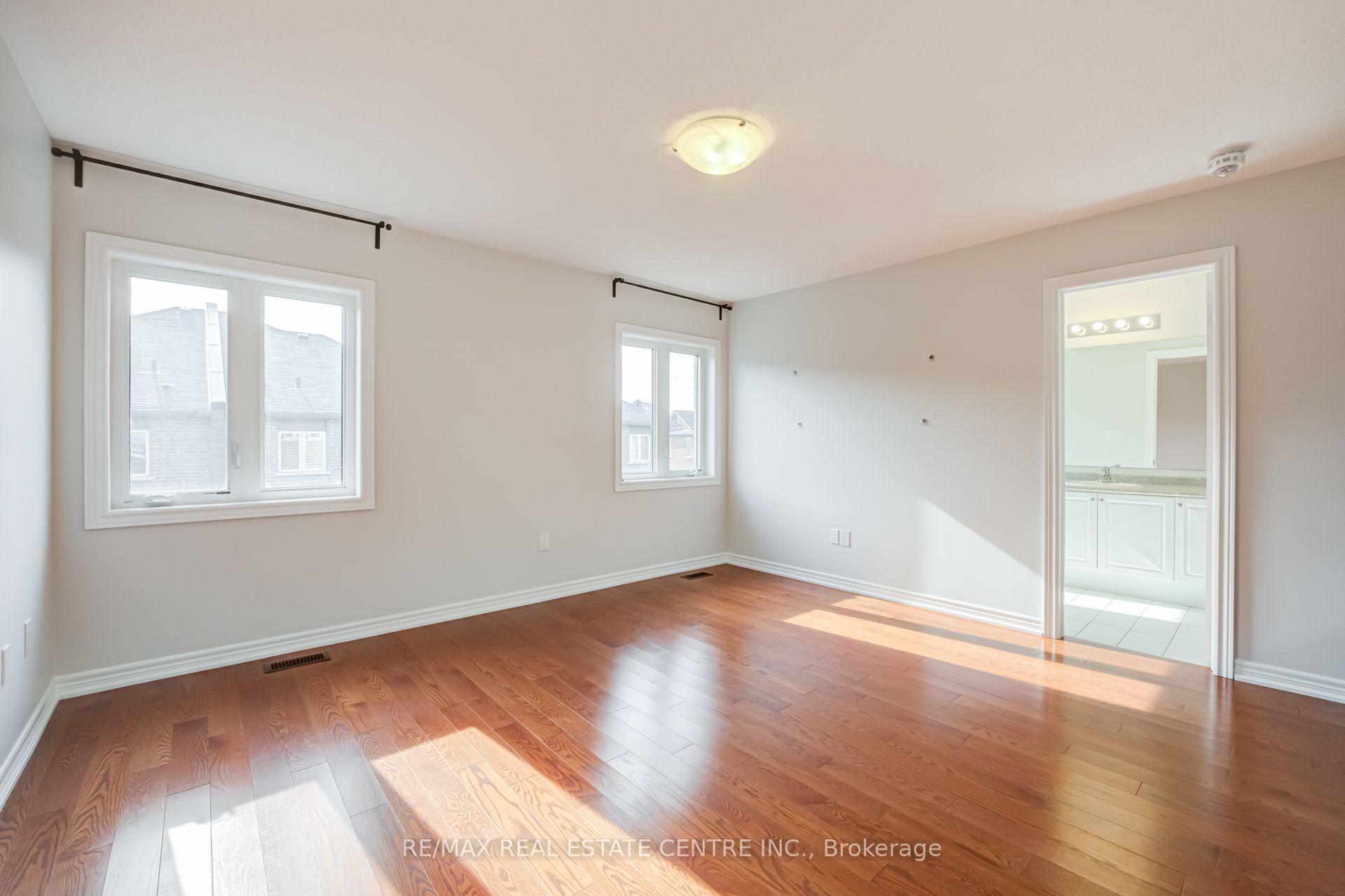 Photo 21 of 464 George Ryan Avenue, Oakville, Joshua Meadows — HOMEH