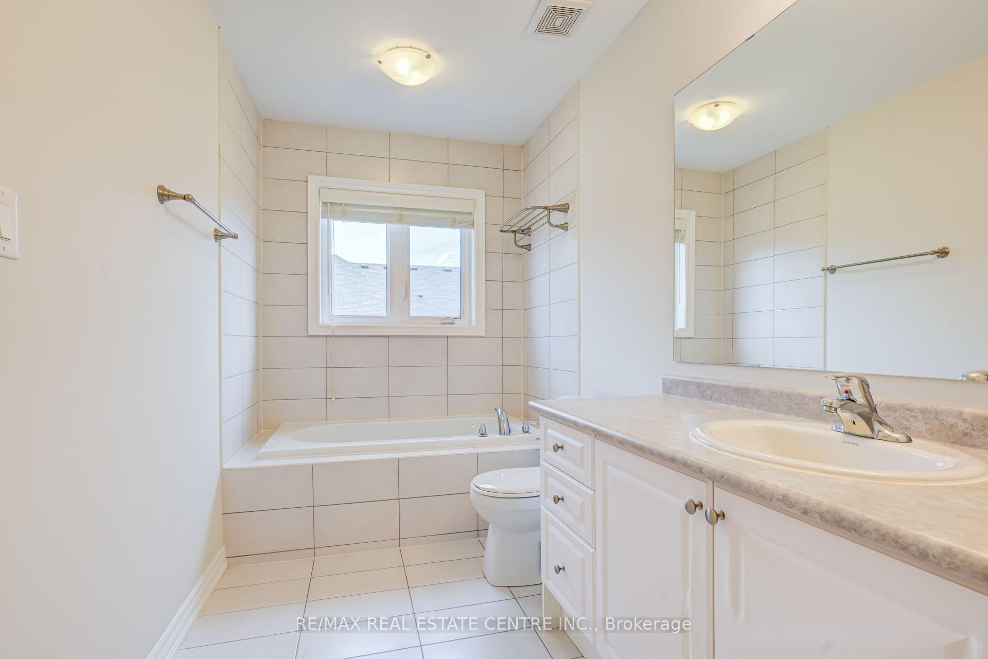 Photo 24 of 464 George Ryan Avenue, Oakville, Joshua Meadows — HOMEH