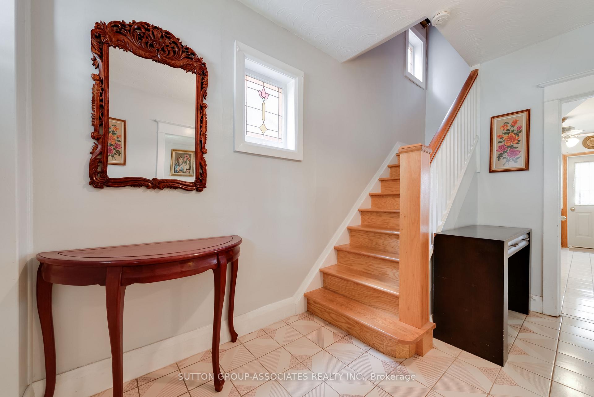 Photo 2 of 368 Glenholme Avenue, Toronto, Oakwood Village — HOMEH