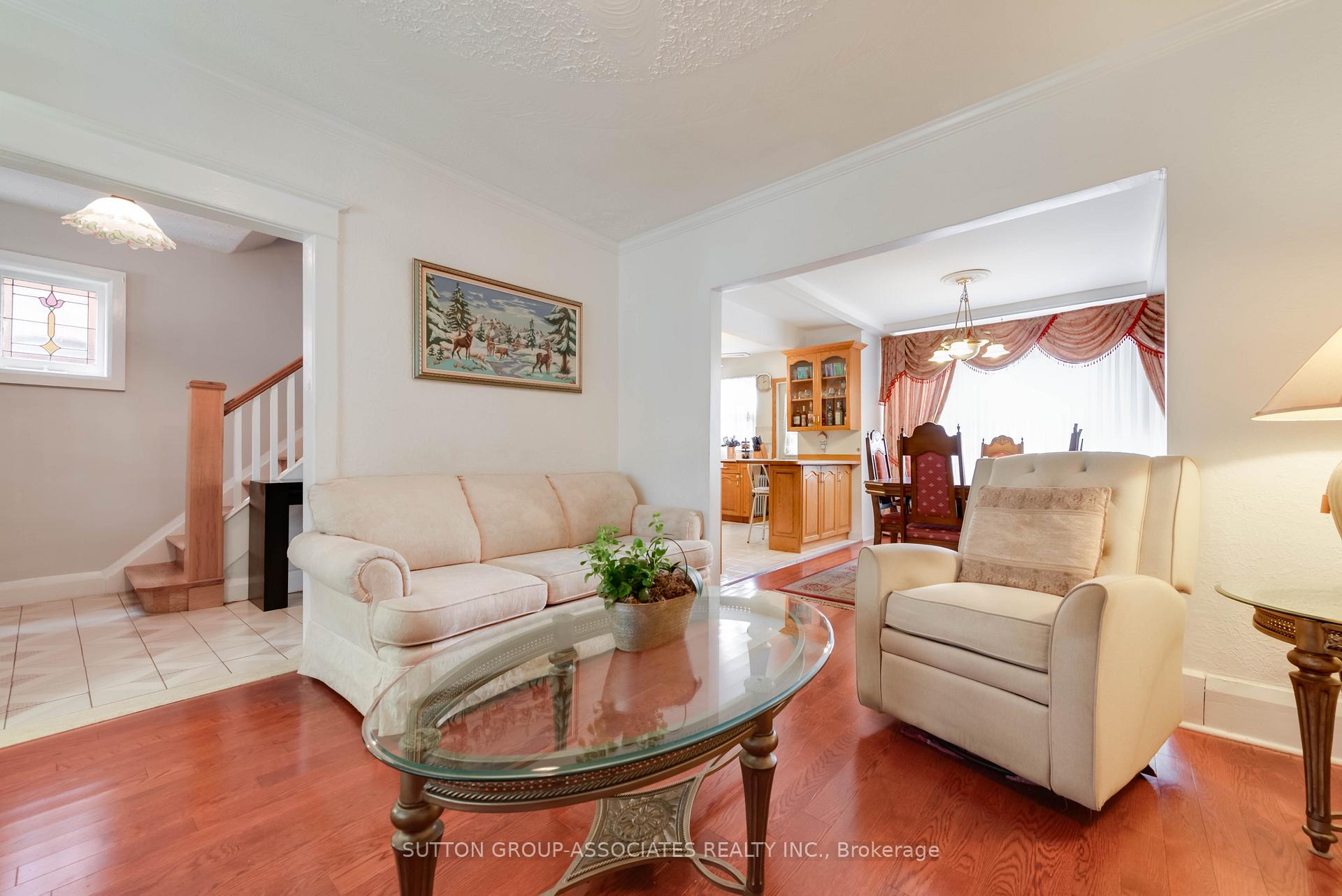 Photo 6 of 368 Glenholme Avenue, Toronto, Oakwood Village — HOMEH