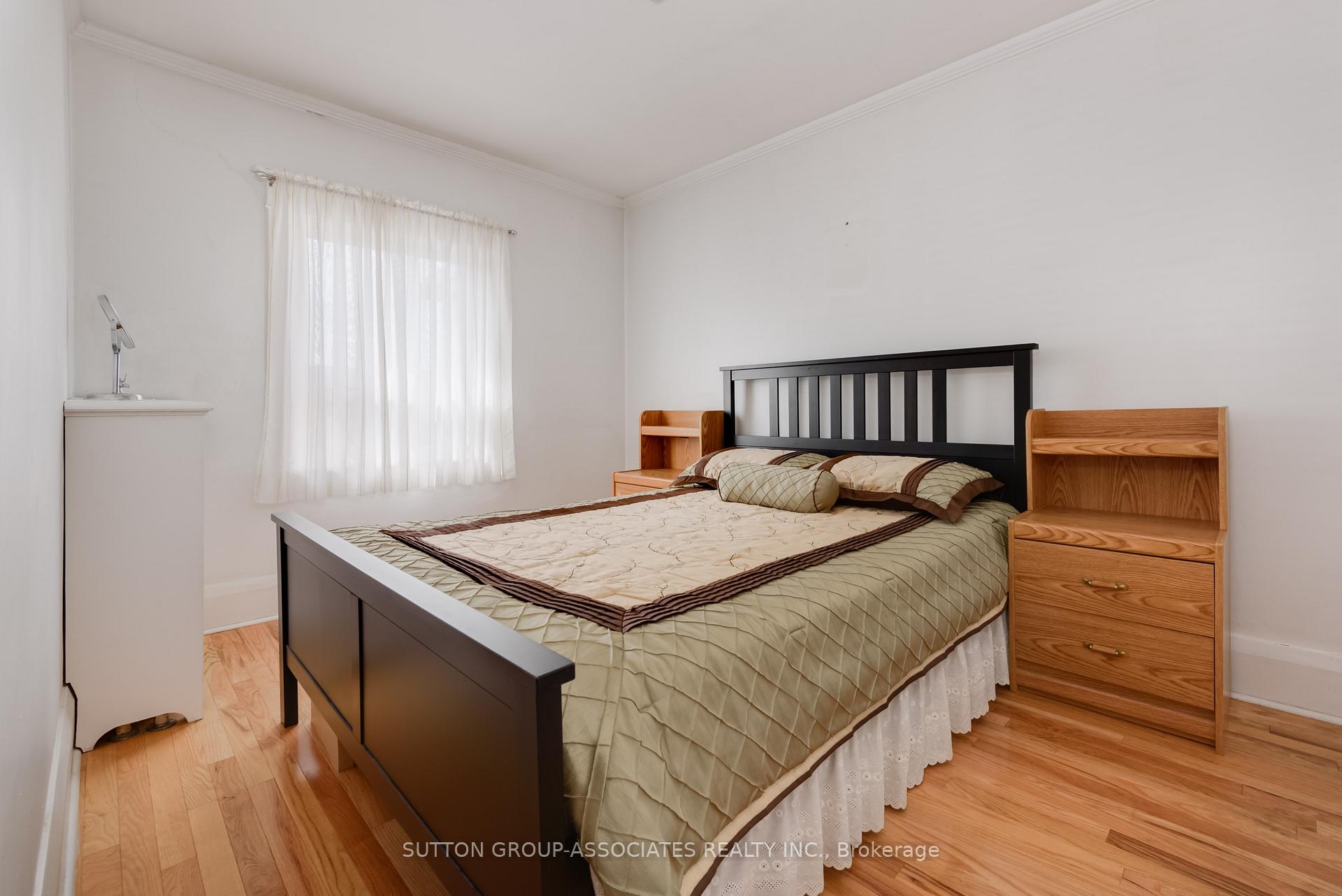 Photo 16 of 368 Glenholme Avenue, Toronto, Oakwood Village — HOMEH