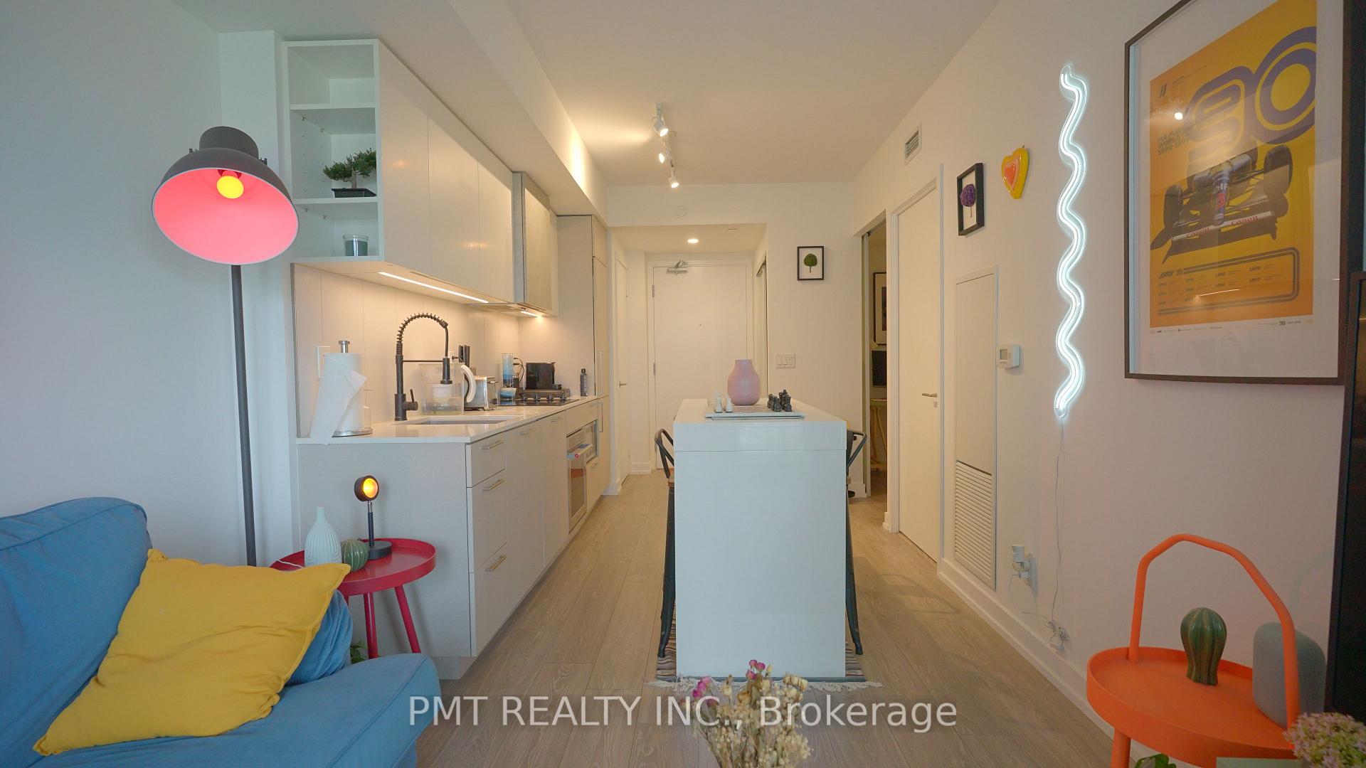 Photo 3 of Unit 1521, 19 Western Battery Road, Toronto, Niagara — HOMEH