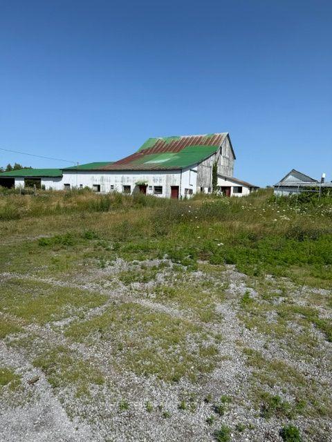 Photo 2 of 381 Squire Road, Stirling-Rawdon, Rawdon Ward — HOMEH