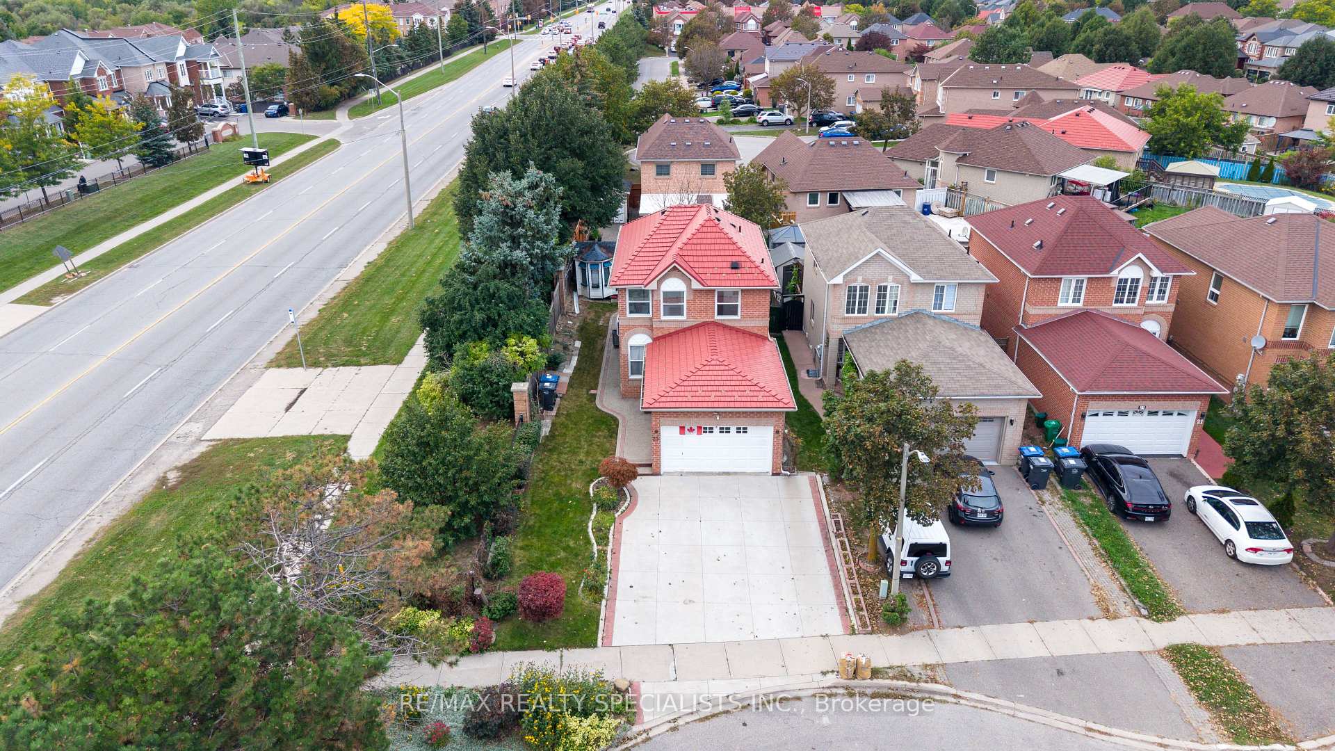 Photo 38 of 25 Carabram Court, Brampton, Brampton West — HOMEH