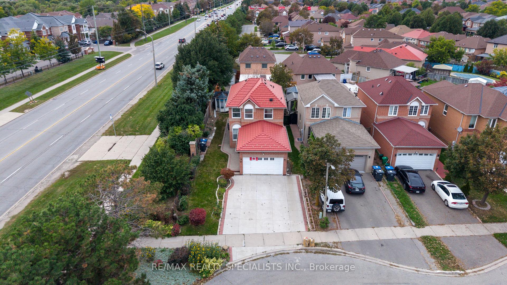 Photo 39 of 25 Carabram Court, Brampton, Brampton West — HOMEH