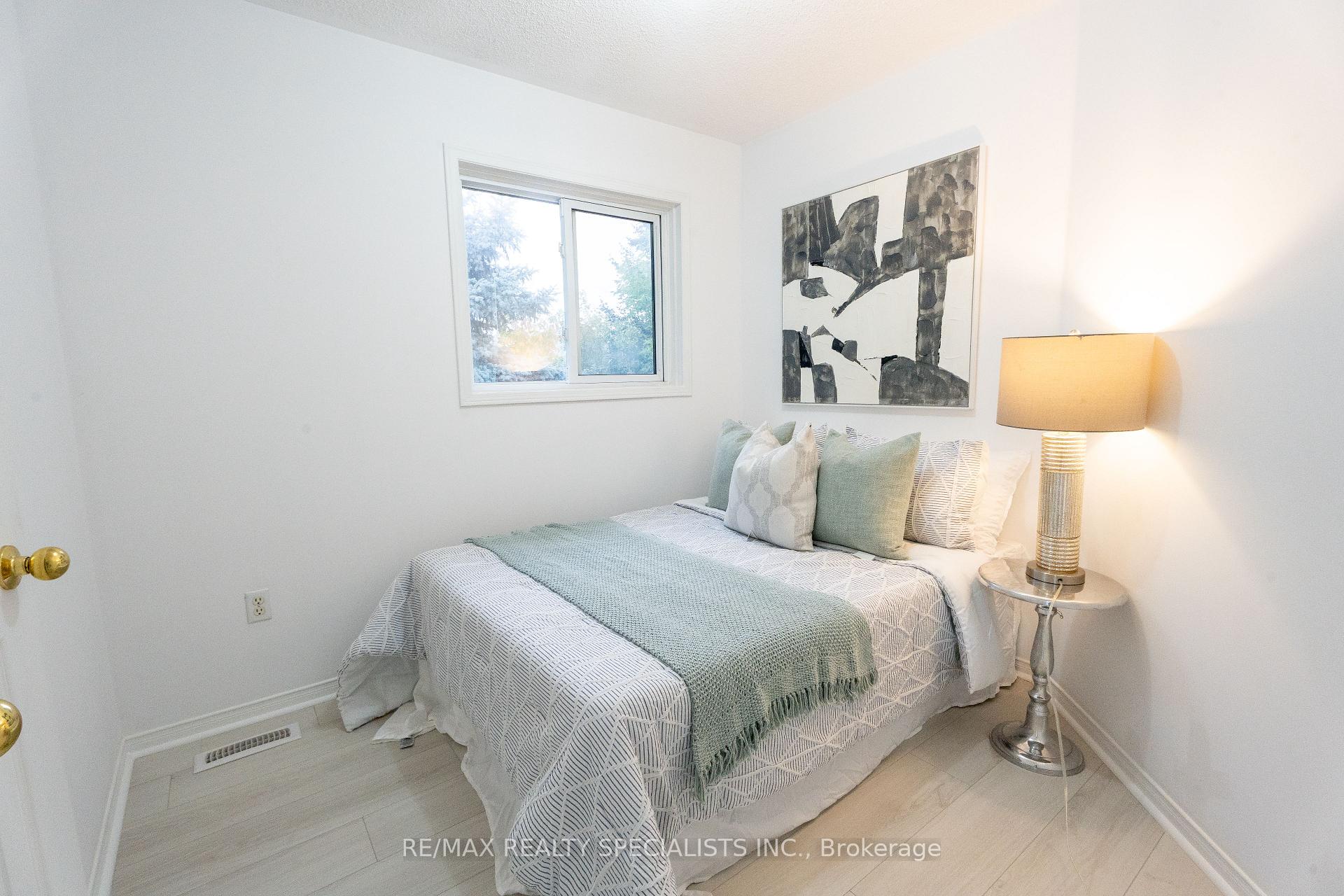 Photo 25 of 25 Carabram Court, Brampton, Brampton West — HOMEH