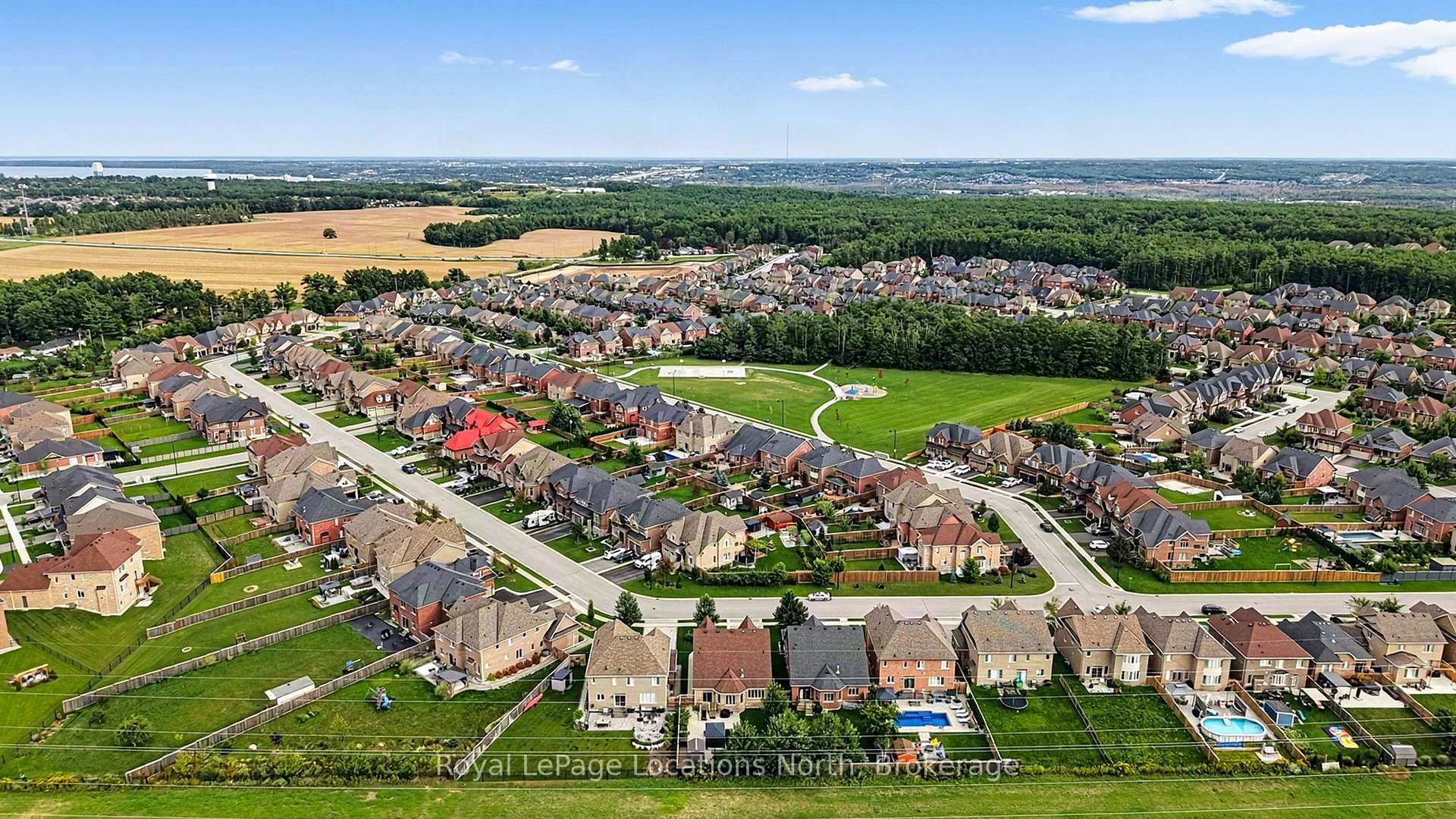 Photo 95 of 133 Trail Boulevard, Springwater, Centre Vespra — HOMEH