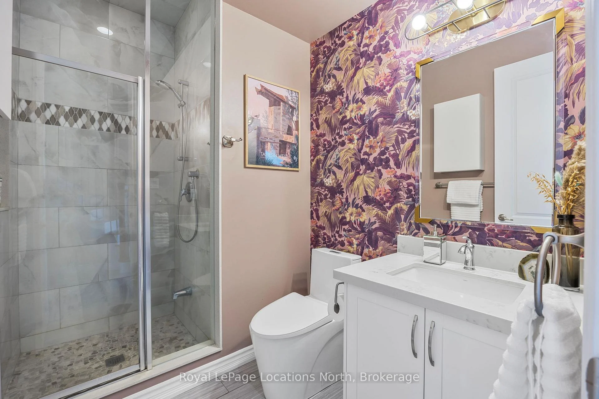 Photo 15 of 133 Trail Boulevard, Springwater, Centre Vespra — HOMEH