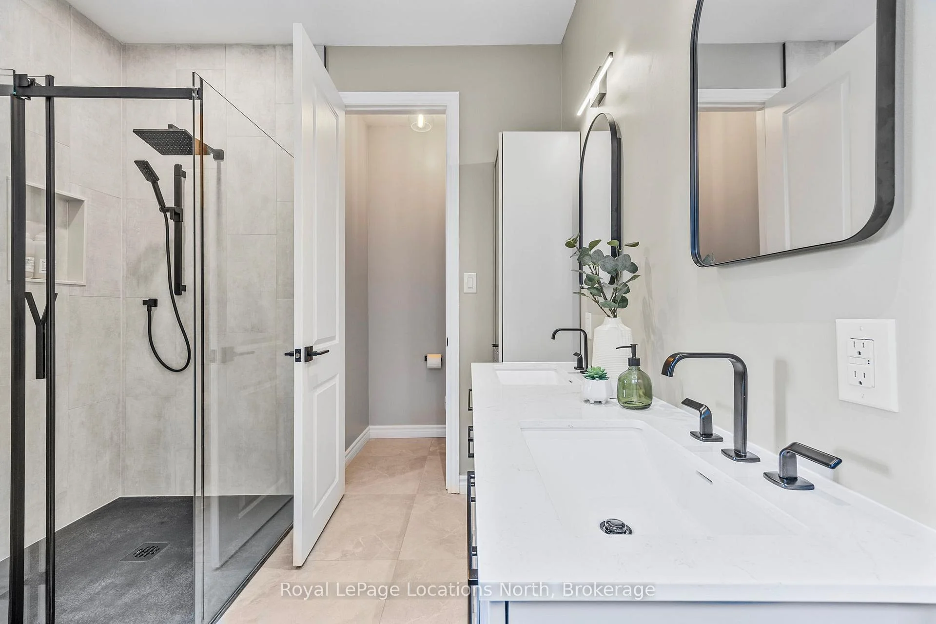 Photo 39 of 133 Trail Boulevard, Springwater, Centre Vespra — HOMEH