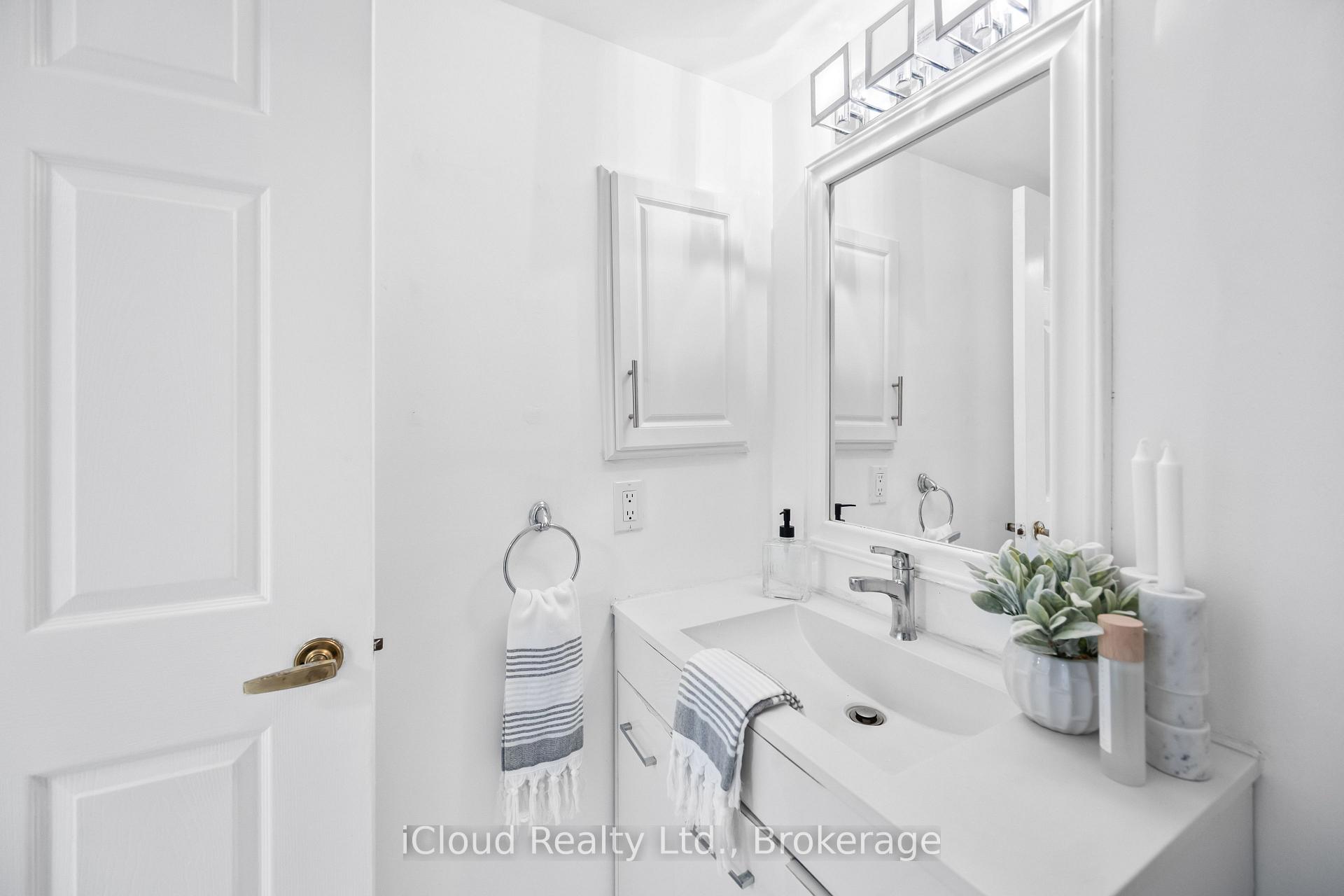 Photo 8 of Unit 1107, 3231 Eglinton Avenue E, Scarborough, Scarborough Village — HOMEH