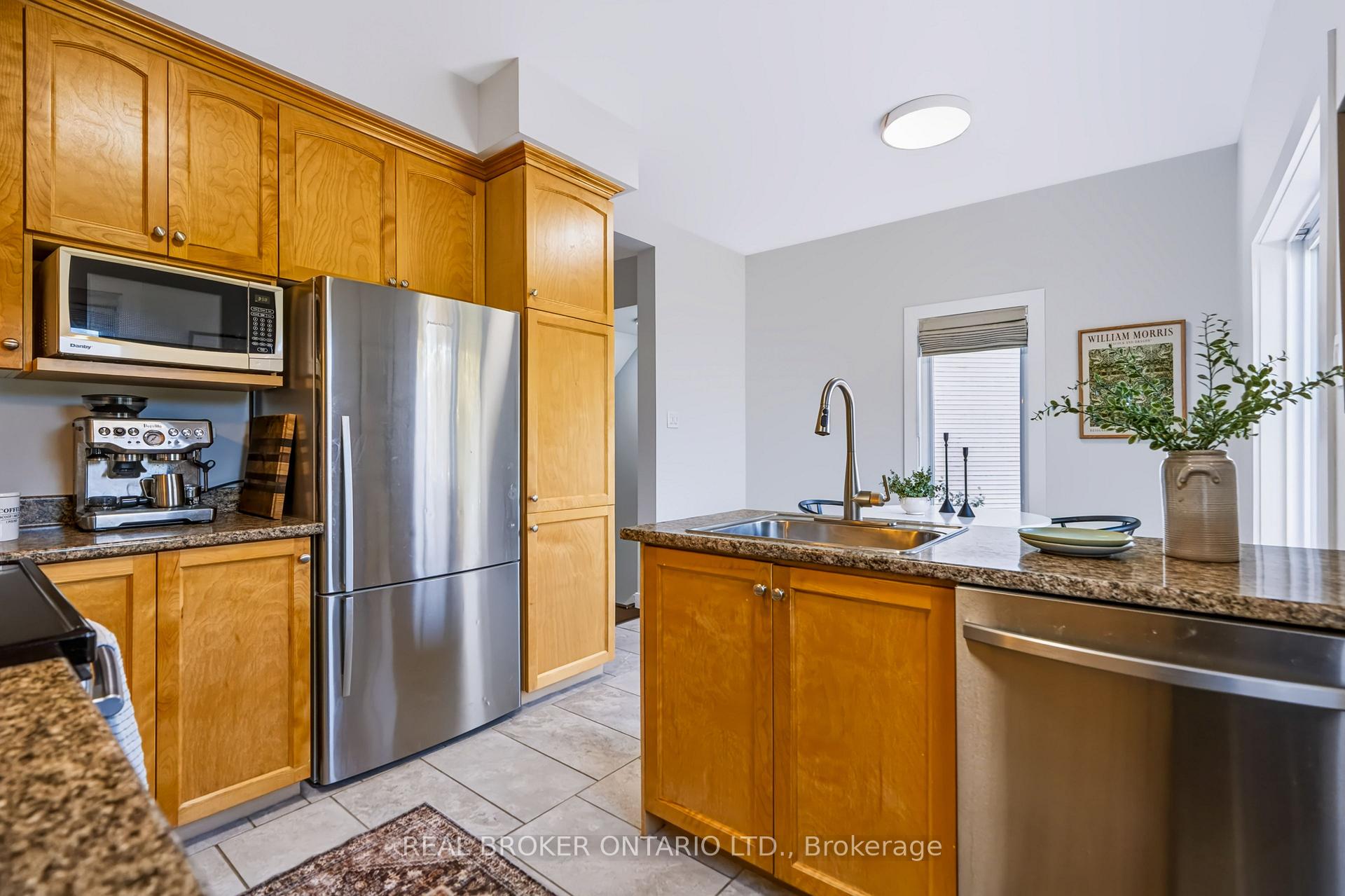 Photo 15 of 78 Songbird Private, Ottawa, Westcliffe Estates — HOMEH