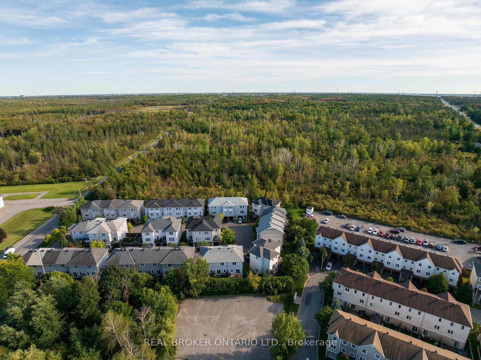 Photo 29 of 78 Songbird Private, Ottawa, Westcliffe Estates — HOMEH
