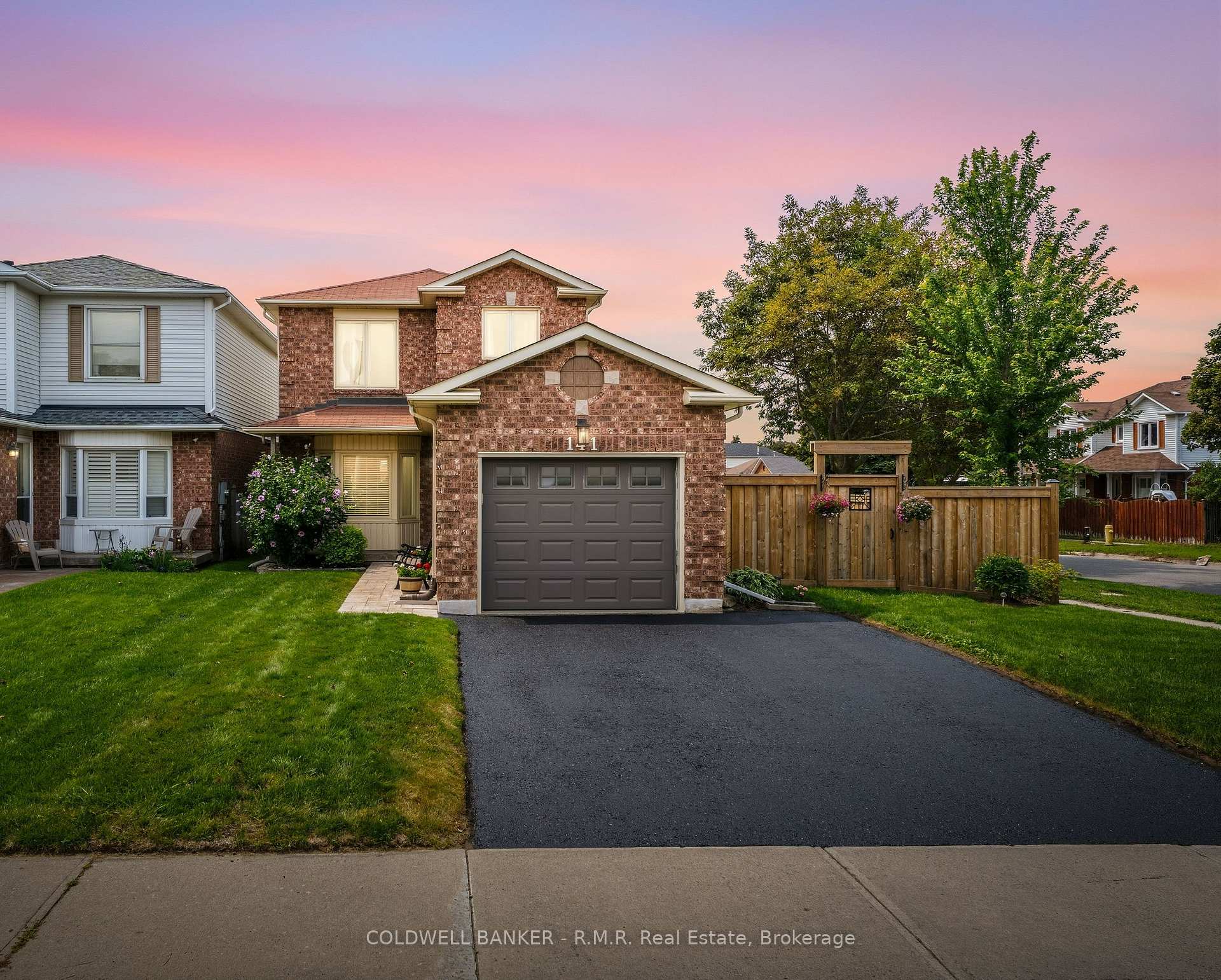 Photo 1 of 141 Poolton Crescent, Clarington, Courtice — HOMEH