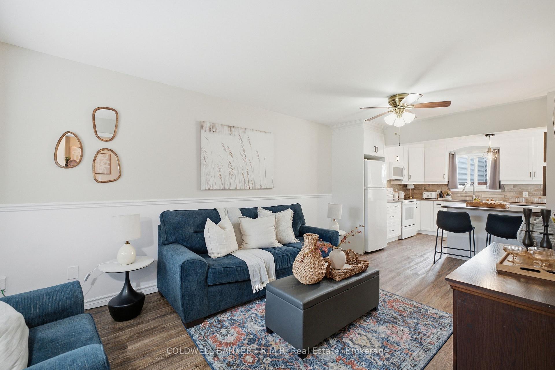 Photo 6 of 141 Poolton Crescent, Clarington, Courtice — HOMEH