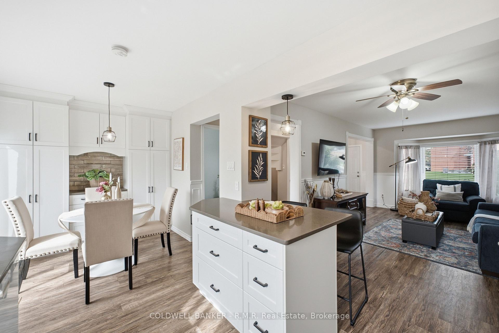 Photo 11 of 141 Poolton Crescent, Clarington, Courtice — HOMEH