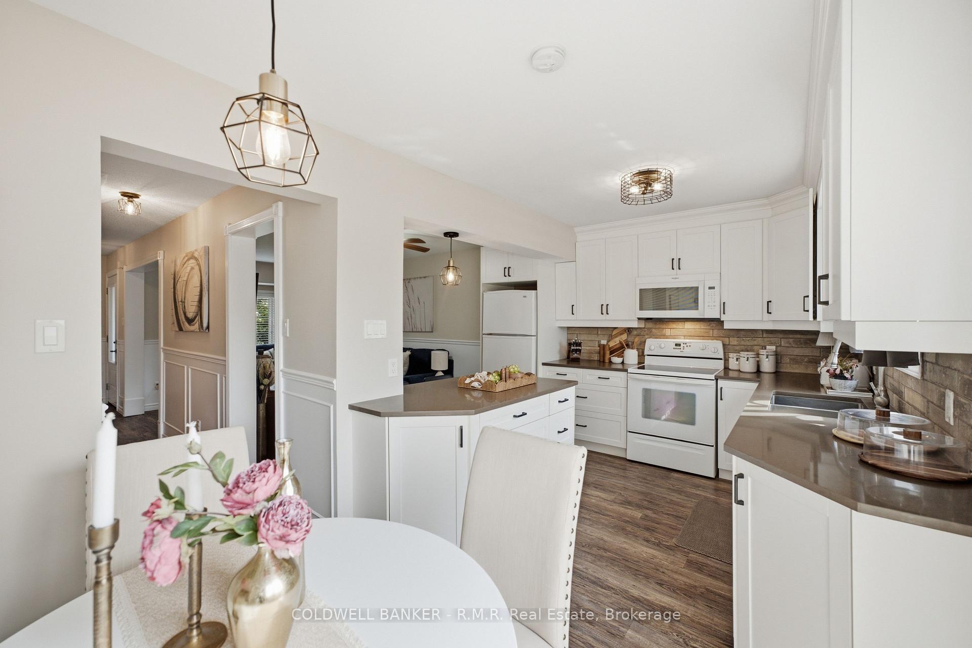 Photo 16 of 141 Poolton Crescent, Clarington, Courtice — HOMEH