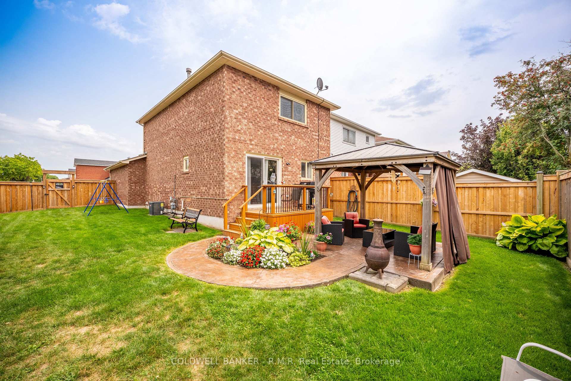 Photo 31 of 141 Poolton Crescent, Clarington, Courtice — HOMEH