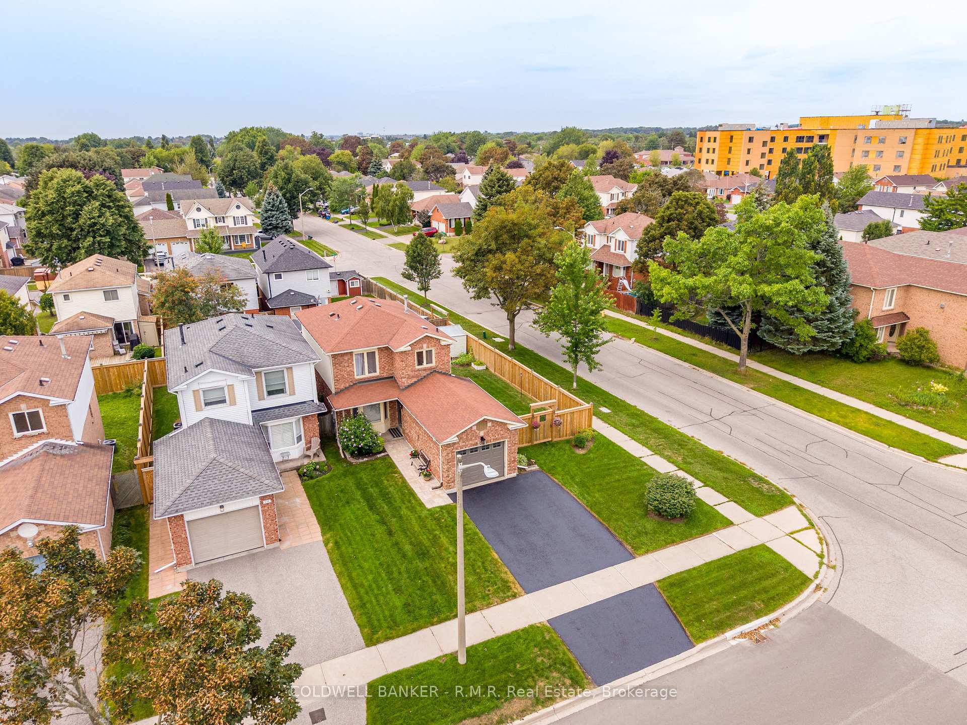 Photo 38 of 141 Poolton Crescent, Clarington, Courtice — HOMEH