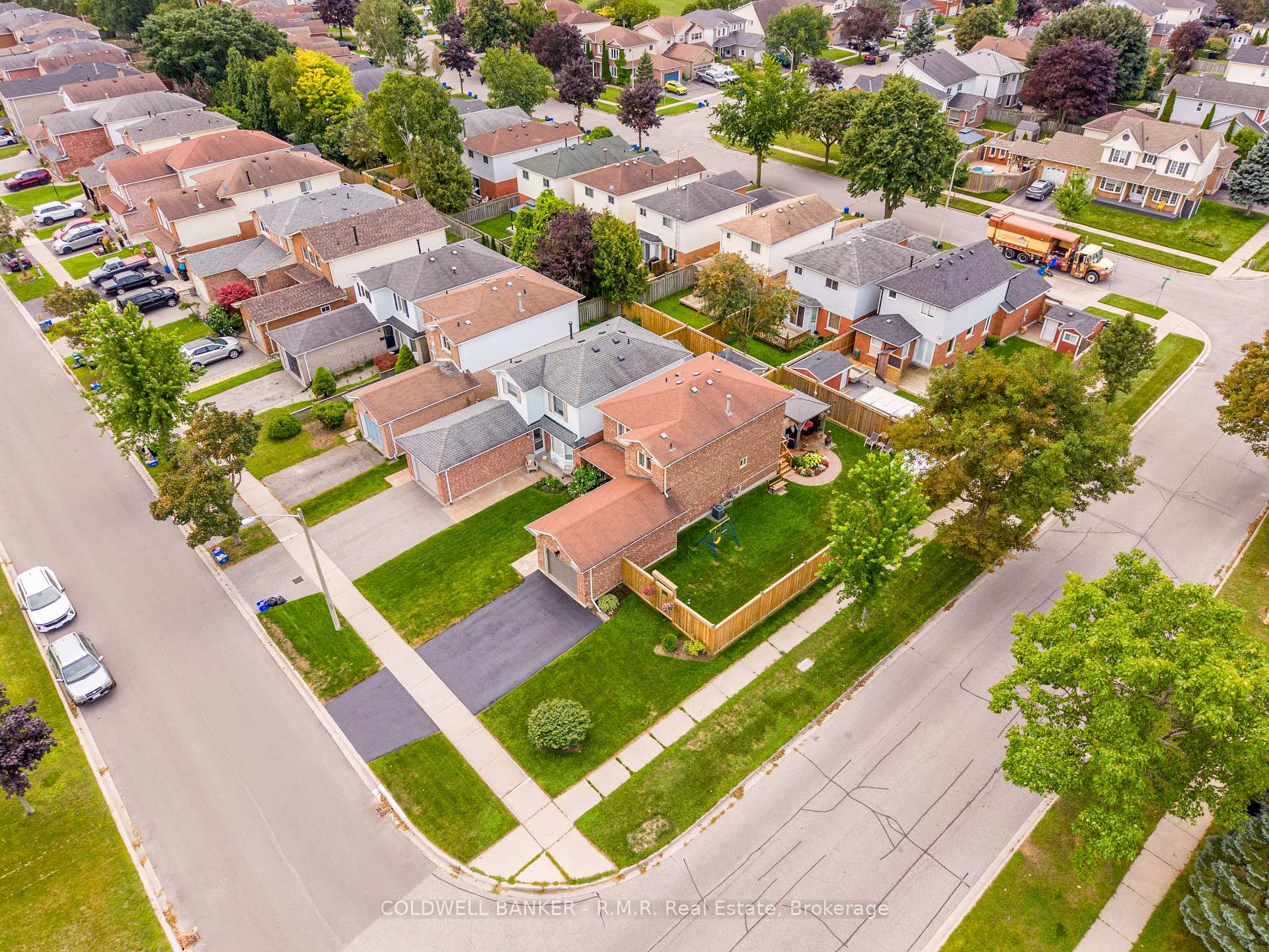 Photo 41 of 141 Poolton Crescent, Clarington, Courtice — HOMEH