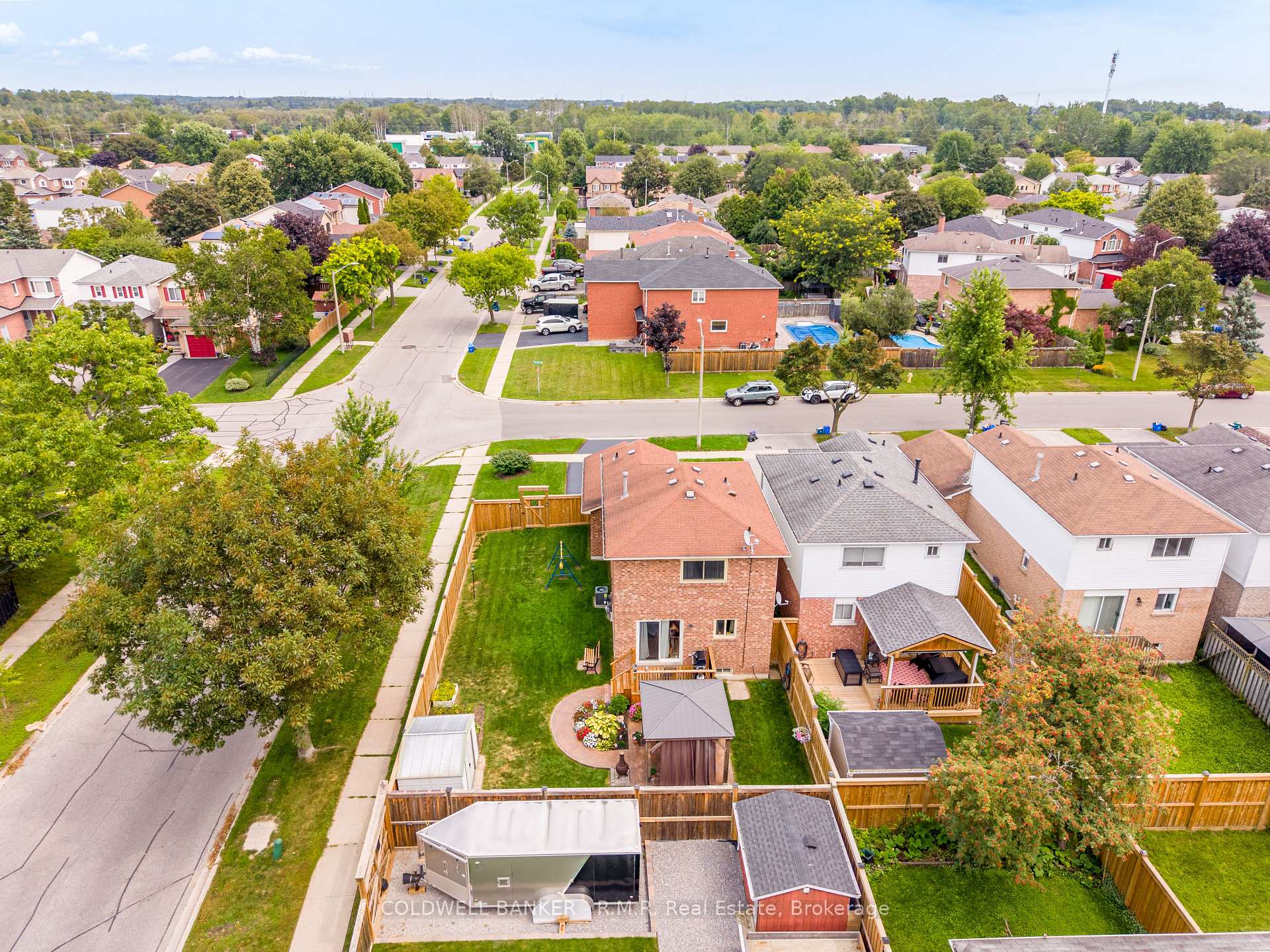 Photo 43 of 141 Poolton Crescent, Clarington, Courtice — HOMEH