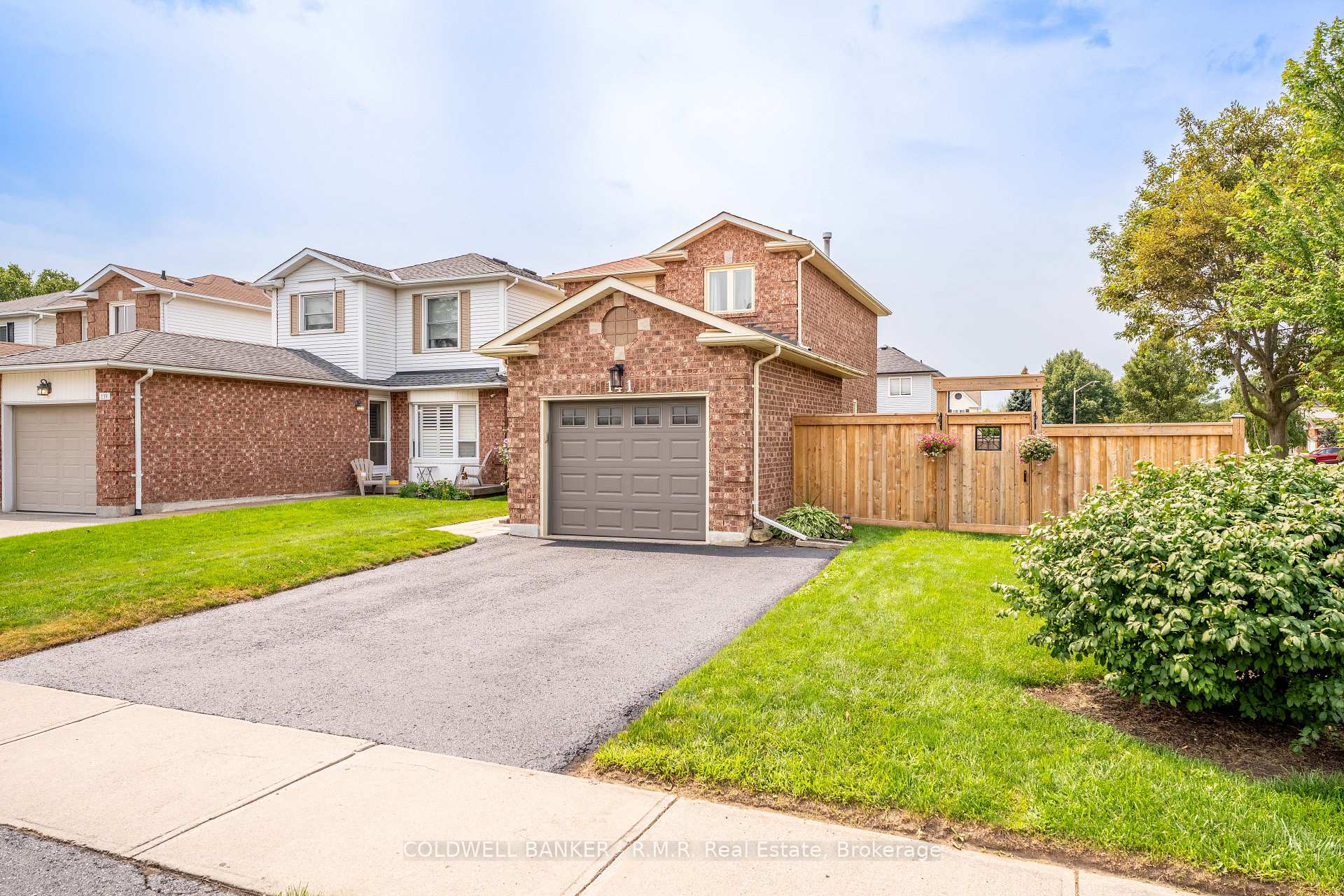 Photo 45 of 141 Poolton Crescent, Clarington, Courtice — HOMEH