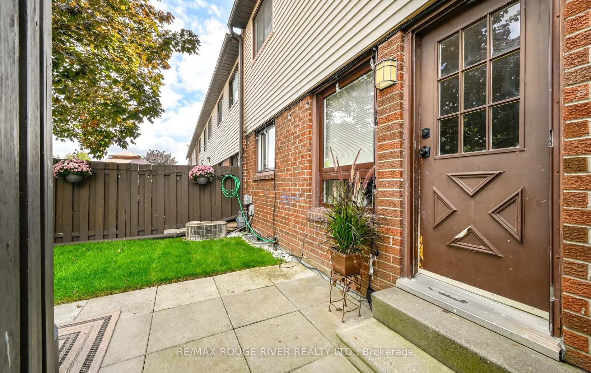 Photo 1 of Unit 72, 960 Glen Street, Oshawa, Lakeview — HOMEH