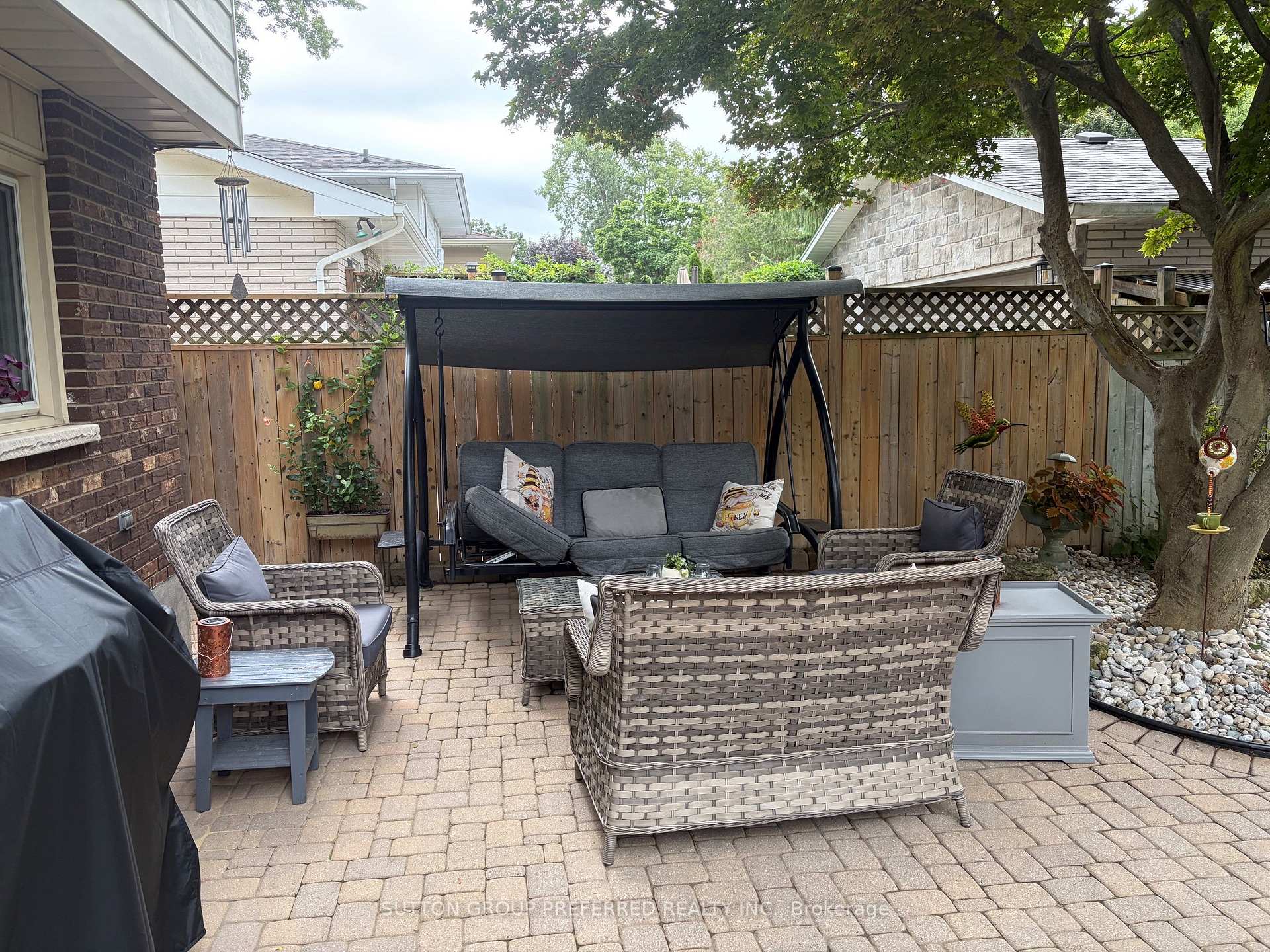 Photo 34 of 20 Cedarwoods Crescent, Chatham-Kent — HOMEH