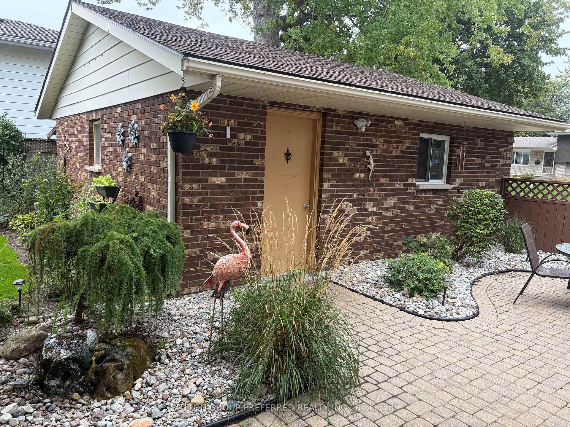 Photo 35 of 20 Cedarwoods Crescent, Chatham-Kent — HOMEH