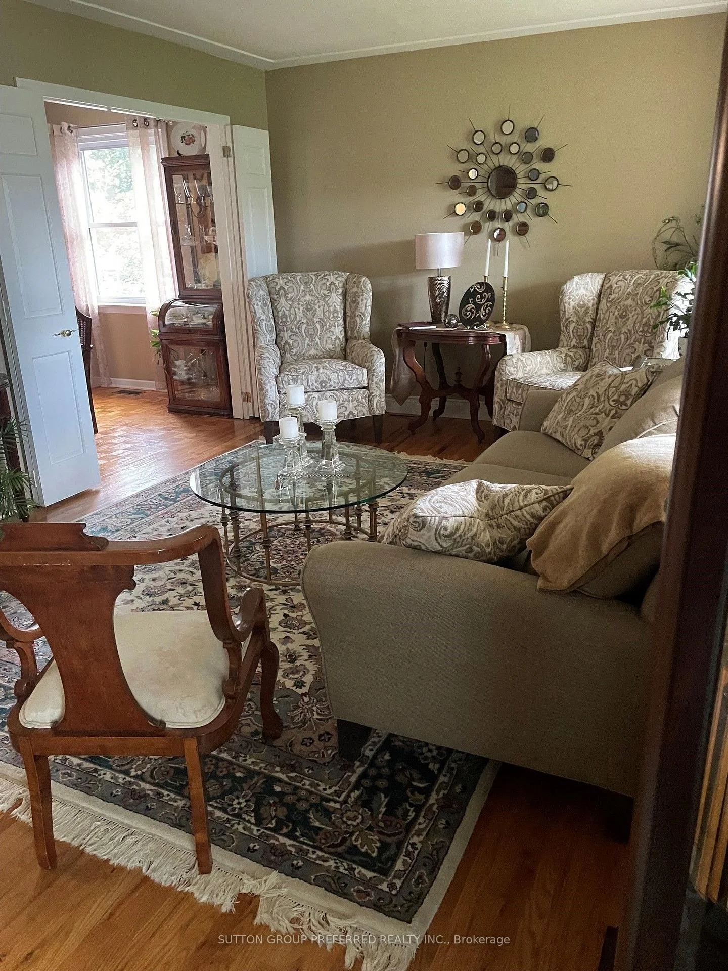 Photo 8 of 20 Cedarwoods Crescent, Chatham-Kent — HOMEH