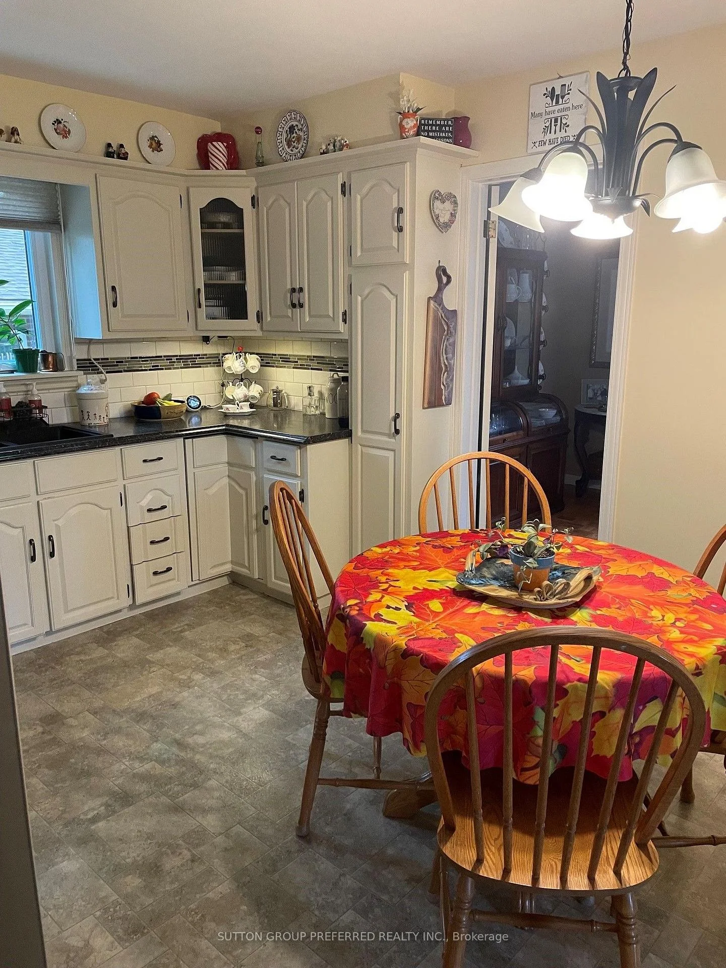 Photo 14 of 20 Cedarwoods Crescent, Chatham-Kent — HOMEH