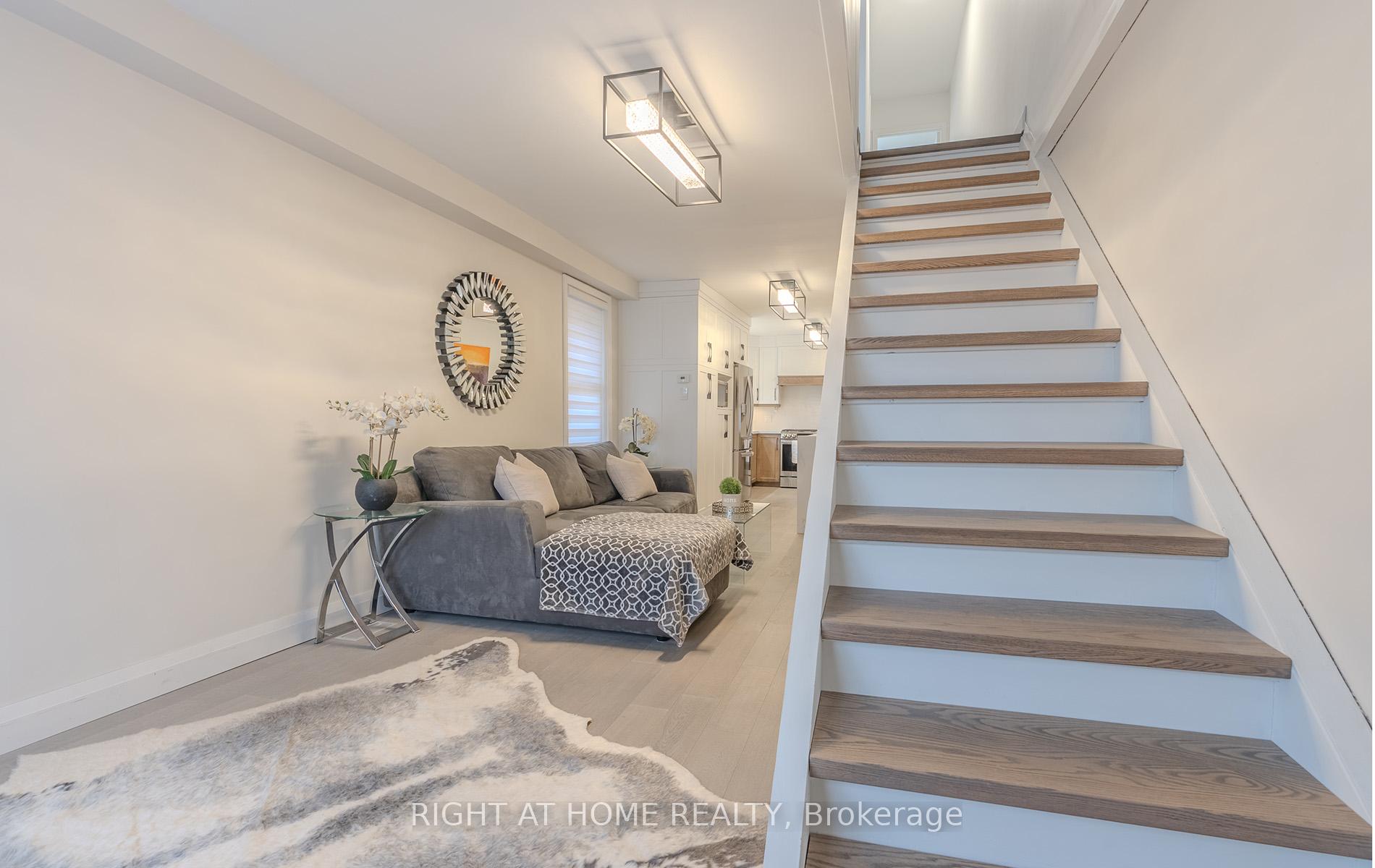 Photo 2 of 15 Hamstead Avenue, Toronto, Woodbine-Lumsden — HOMEH