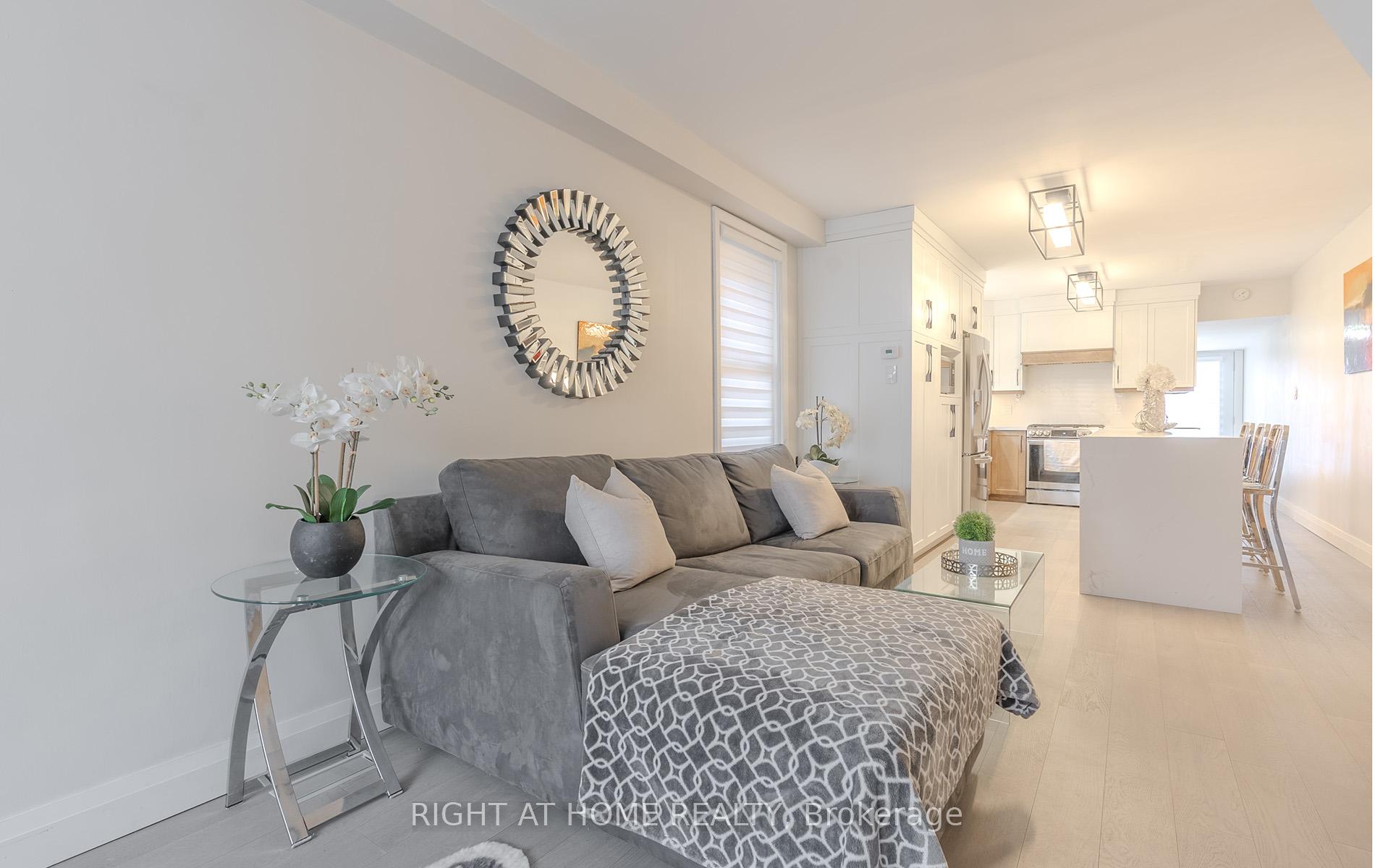 Photo 3 of 15 Hamstead Avenue, Toronto, Woodbine-Lumsden — HOMEH