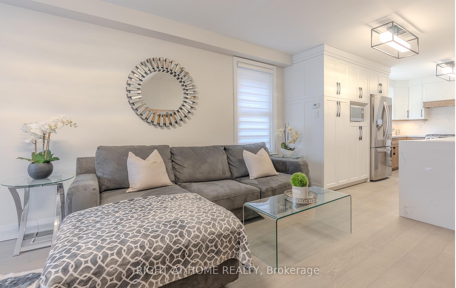Photo 7 of 15 Hamstead Avenue, Toronto, Woodbine-Lumsden — HOMEH