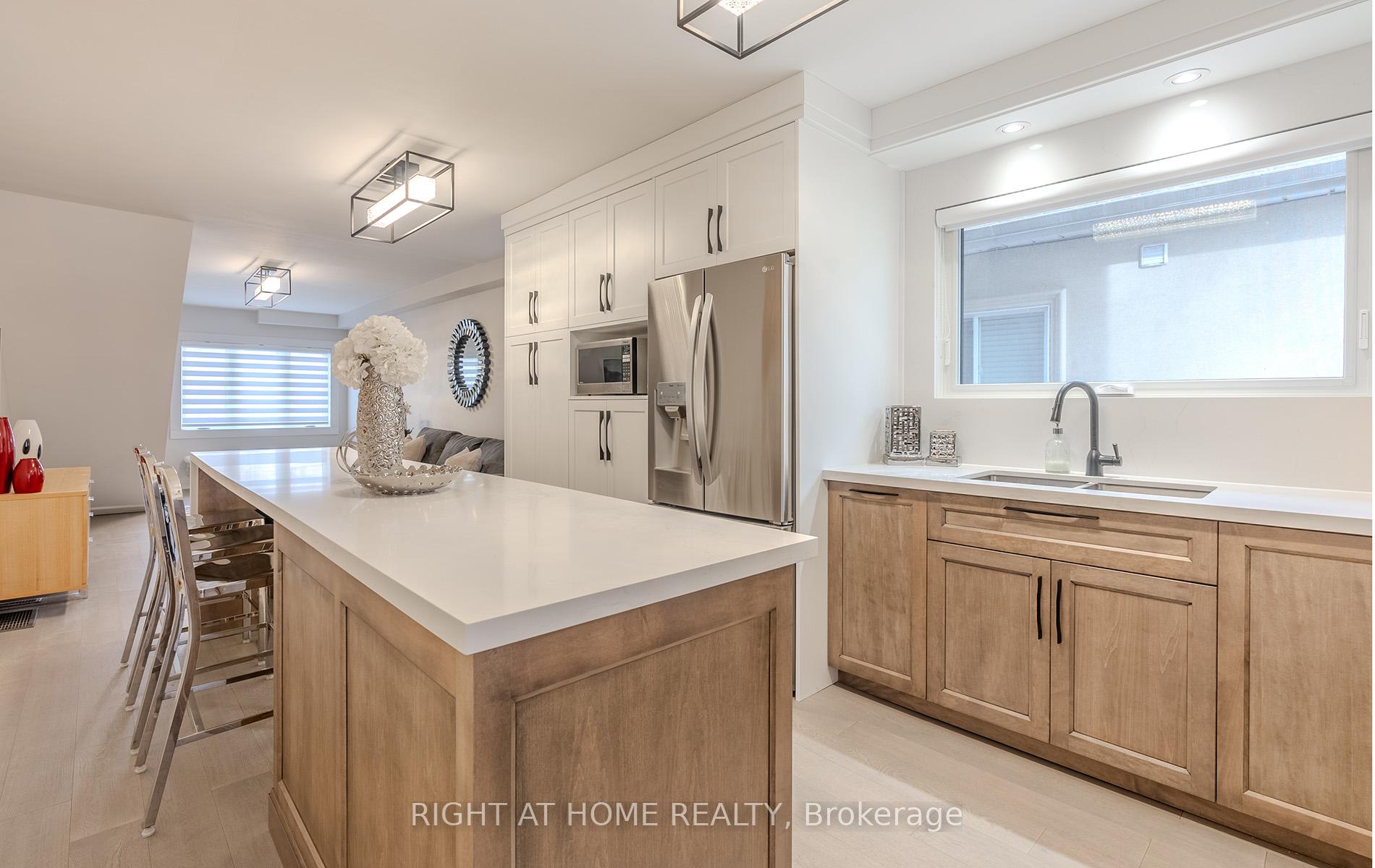 Photo 8 of 15 Hamstead Avenue, Toronto, Woodbine-Lumsden — HOMEH
