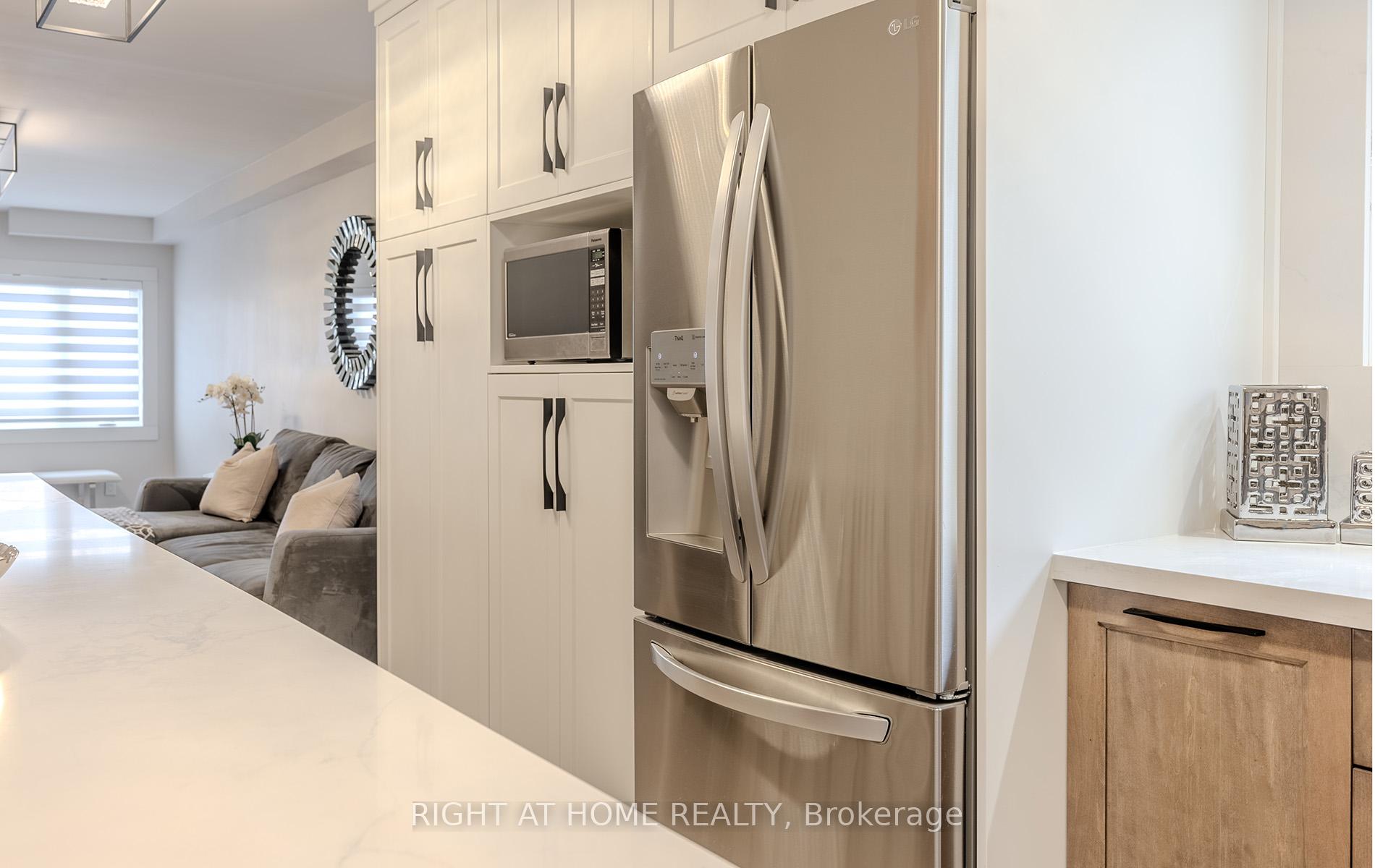 Photo 10 of 15 Hamstead Avenue, Toronto, Woodbine-Lumsden — HOMEH