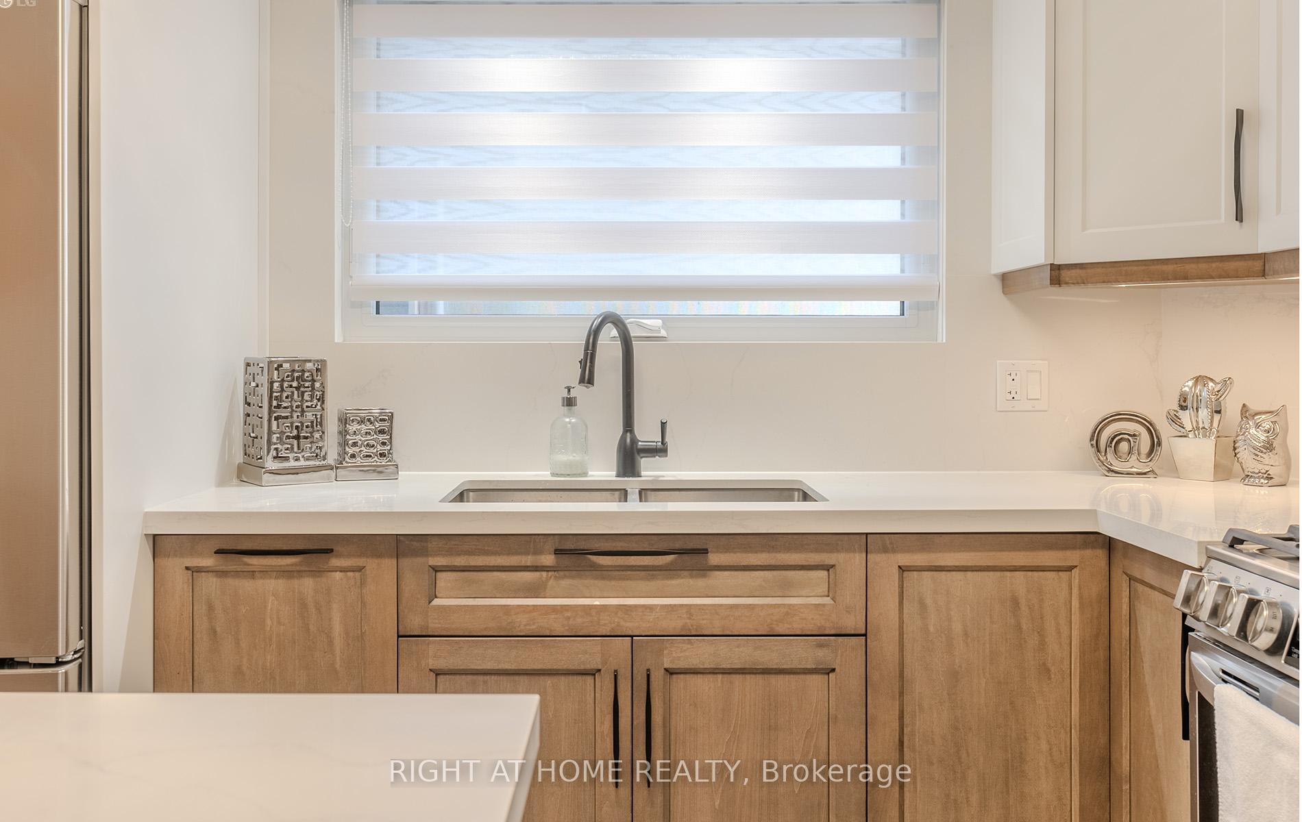 Photo 11 of 15 Hamstead Avenue, Toronto, Woodbine-Lumsden — HOMEH