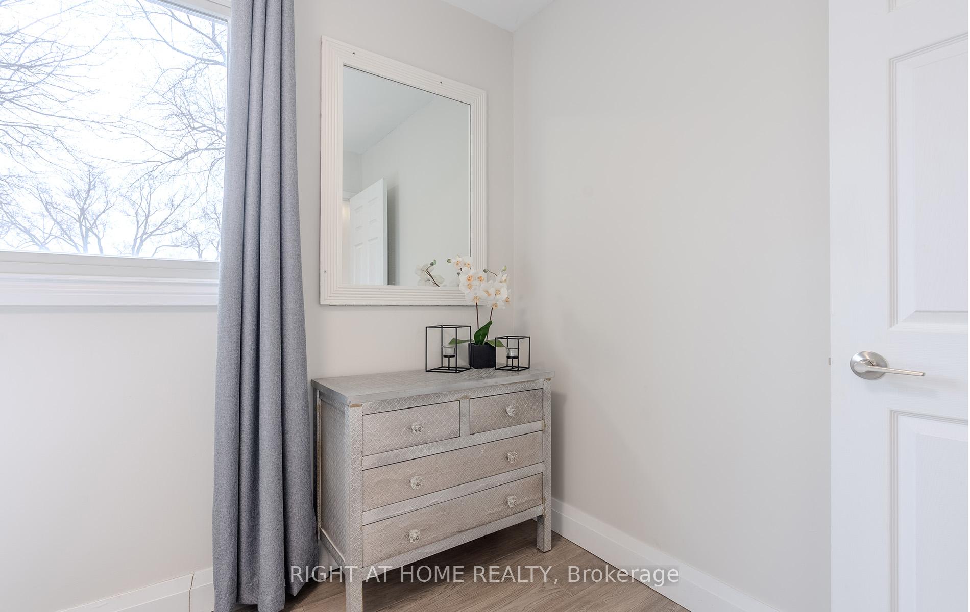 Photo 26 of 15 Hamstead Avenue, Toronto, Woodbine-Lumsden — HOMEH
