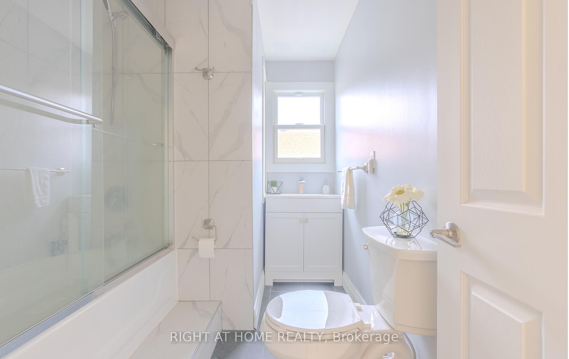 Photo 28 of 15 Hamstead Avenue, Toronto, Woodbine-Lumsden — HOMEH