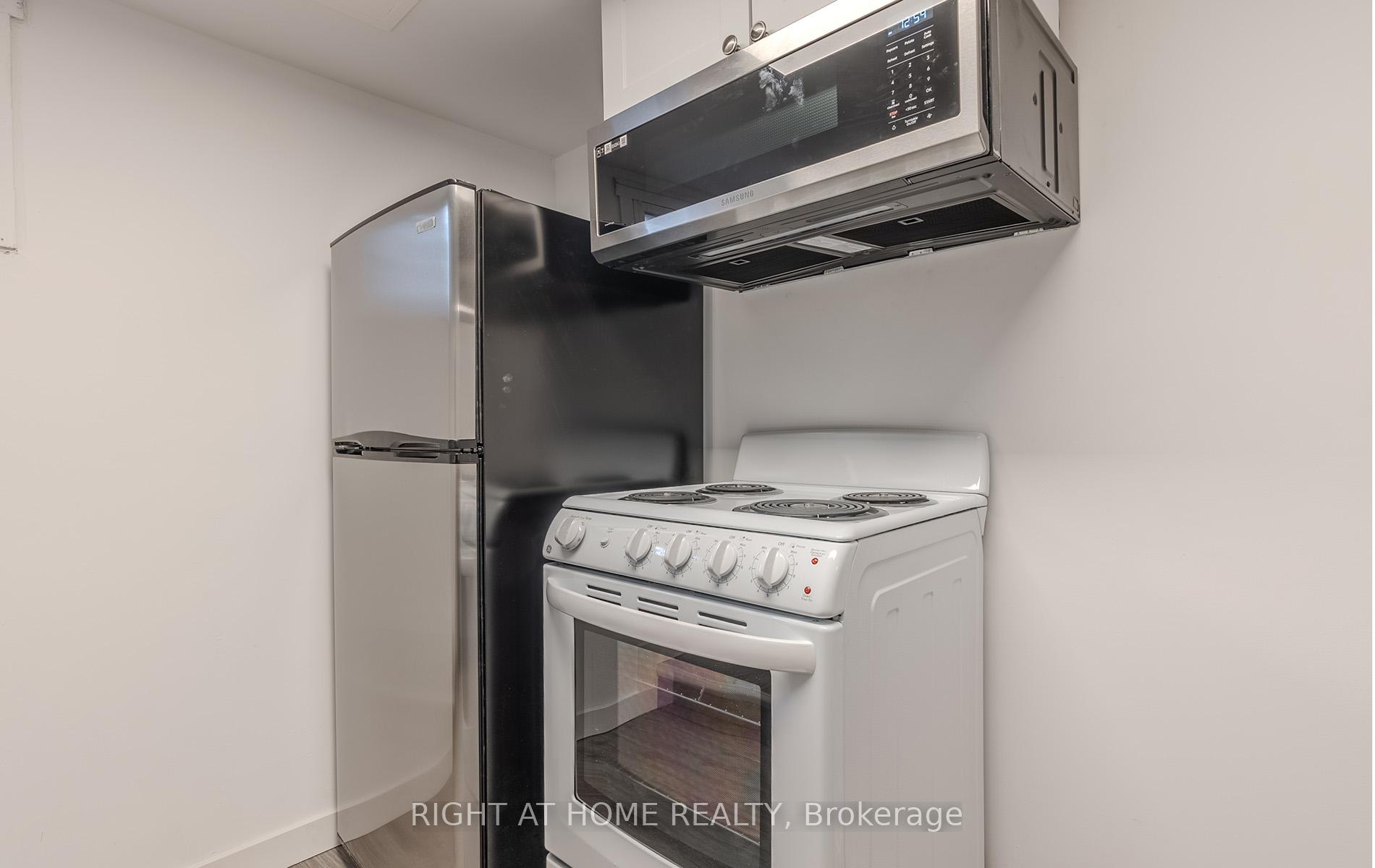 Photo 36 of 15 Hamstead Avenue, Toronto, Woodbine-Lumsden — HOMEH
