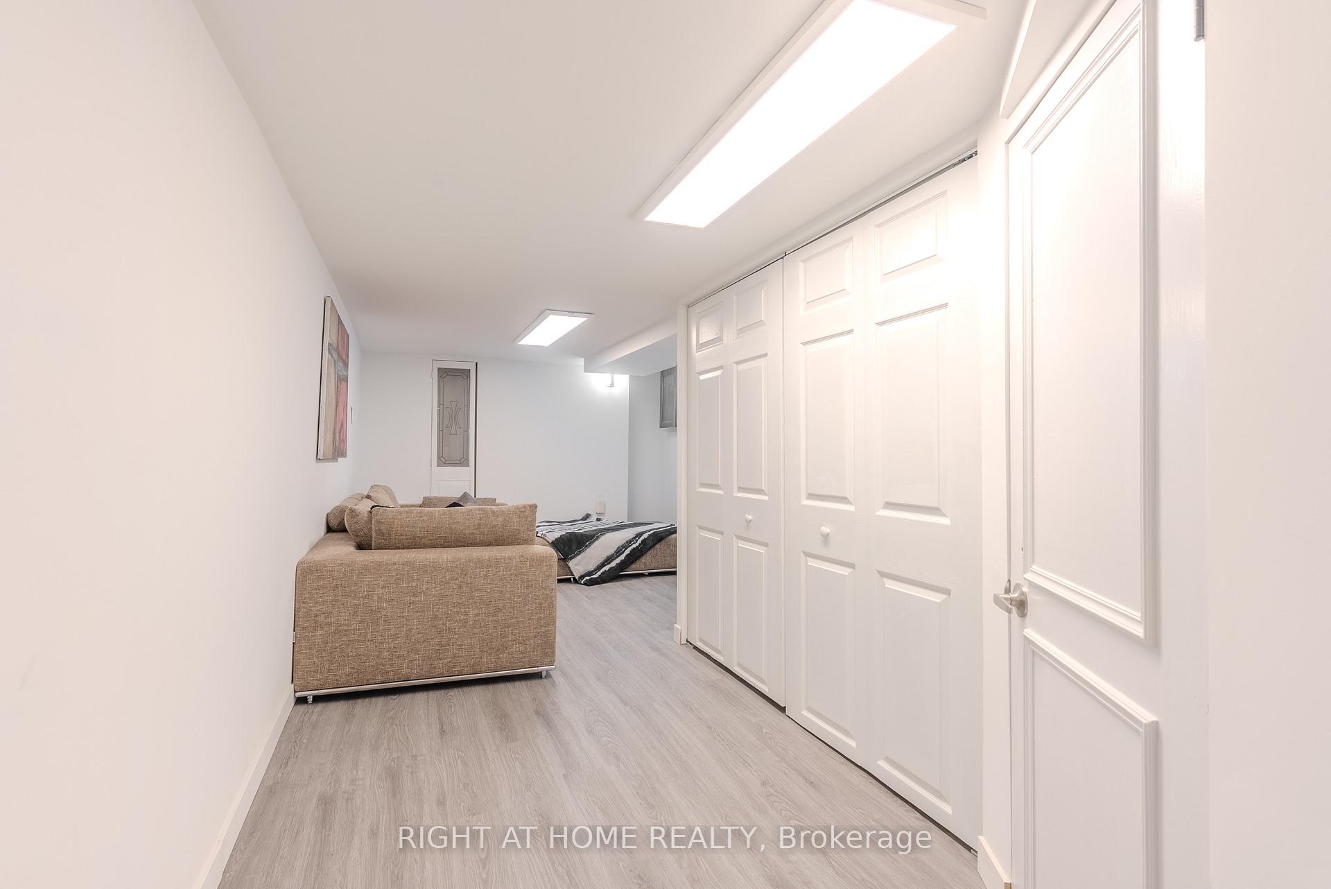 Photo 40 of 15 Hamstead Avenue, Toronto, Woodbine-Lumsden — HOMEH