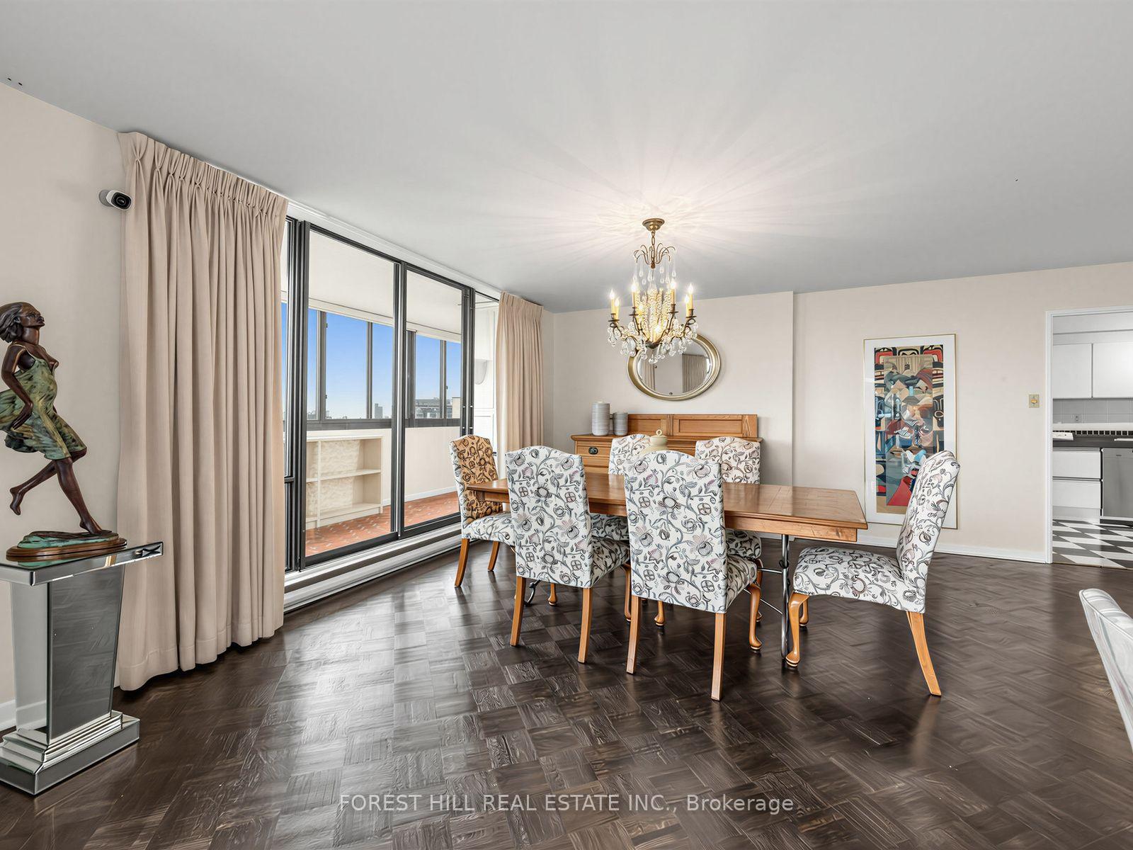 Photo 9 of Unit 903, 240 Heath Street W, Toronto, Forest Hill South — HOMEH