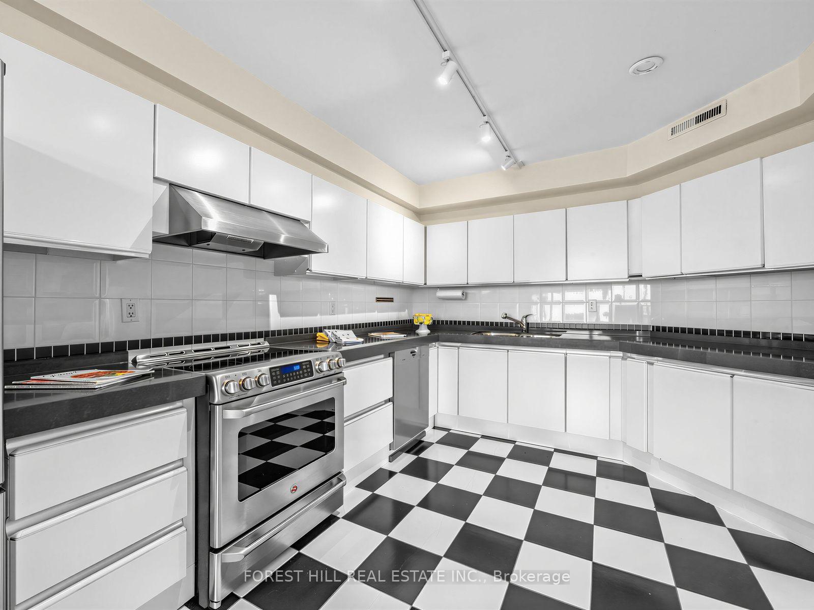 Photo 23 of Unit 903, 240 Heath Street W, Toronto, Forest Hill South — HOMEH