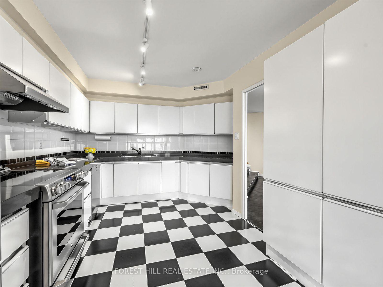 Photo 25 of Unit 903, 240 Heath Street W, Toronto, Forest Hill South — HOMEH