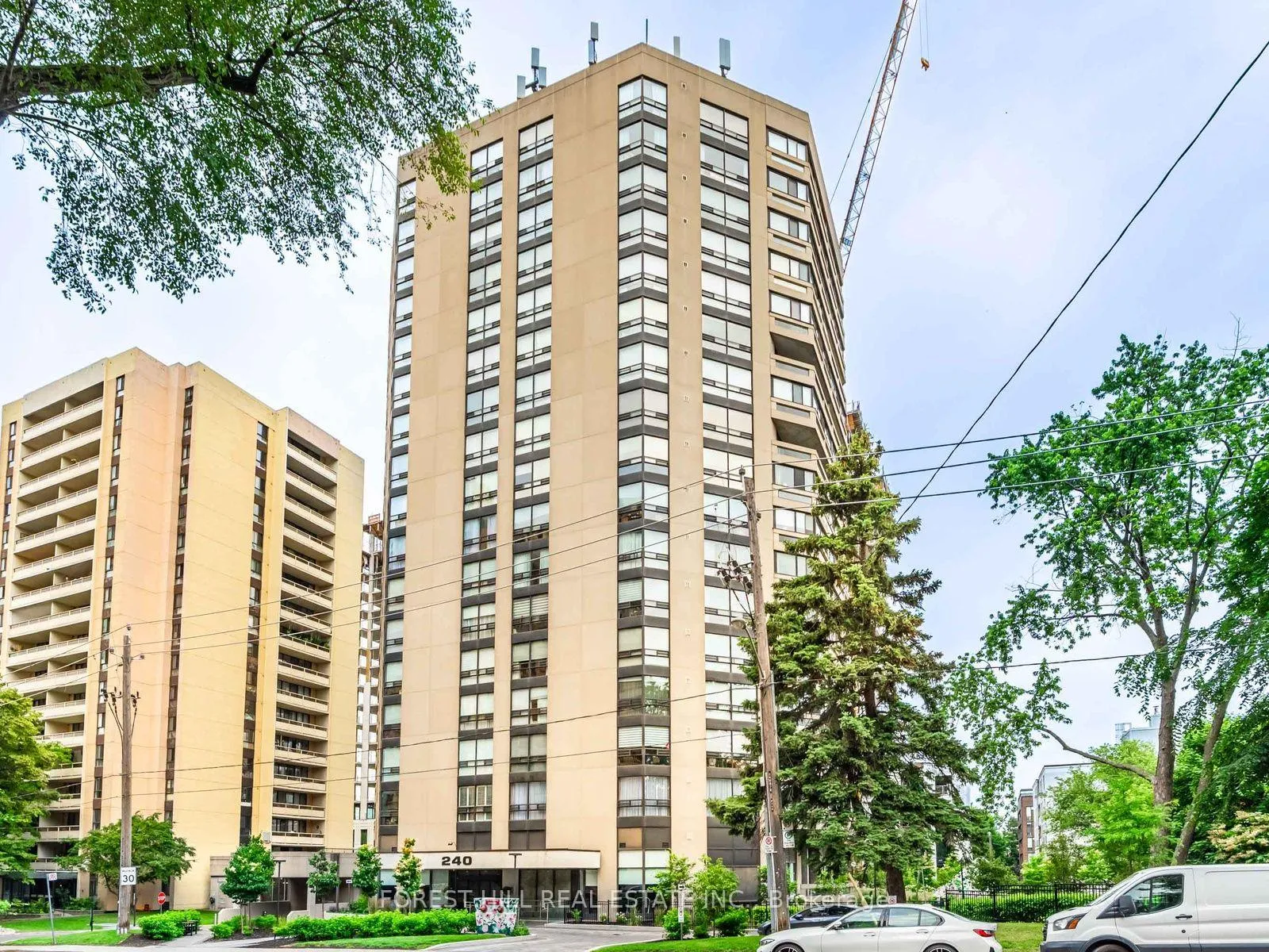 Photo 2 of Unit 903, 240 Heath Street W, Toronto, Forest Hill South — HOMEH