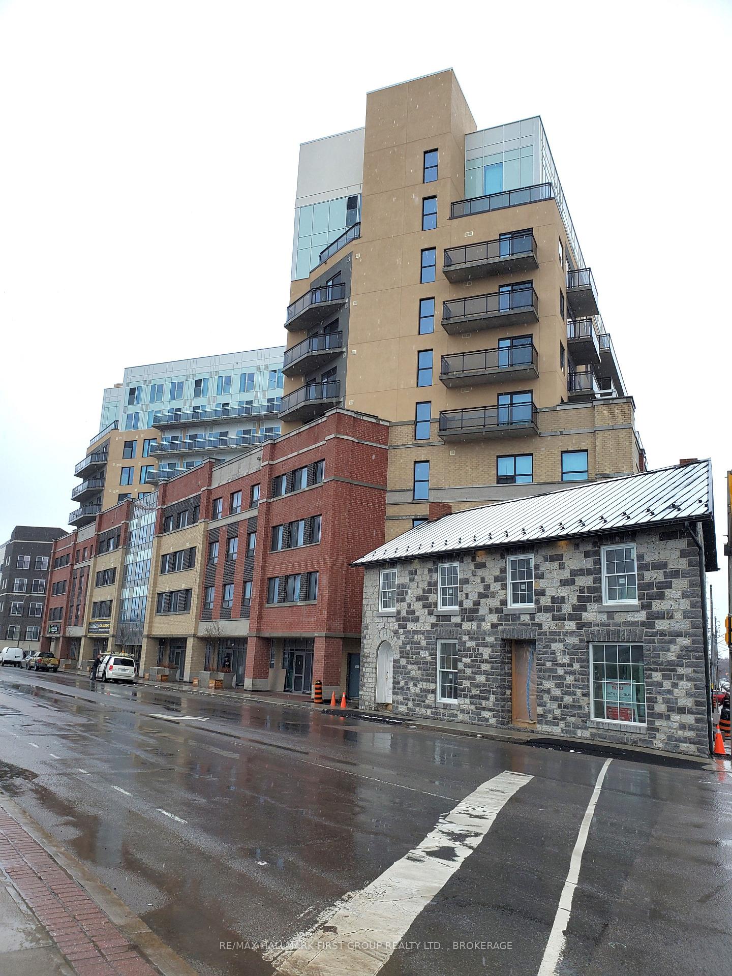 Photo 5 of Unit 603, 652 Princess Street, Kingston, Central City East — HOMEH