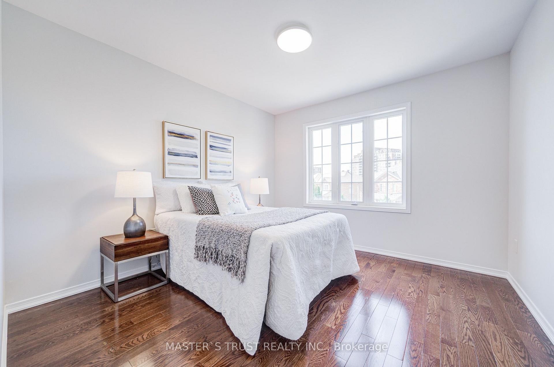 Photo 31 of 33 Levellands Crescent, Richmond Hill, Langstaff — HOMEH