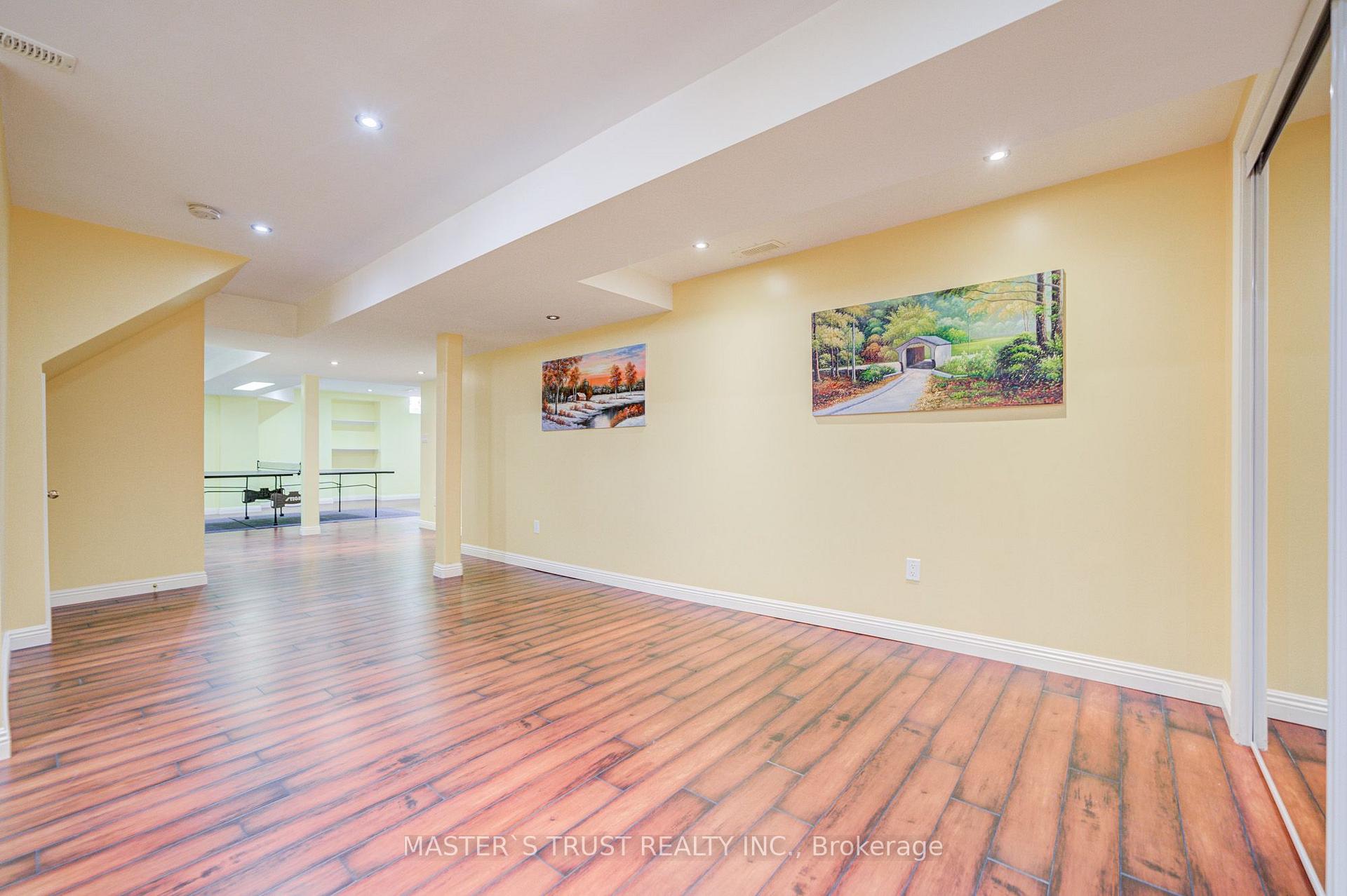 Photo 36 of 33 Levellands Crescent, Richmond Hill, Langstaff — HOMEH