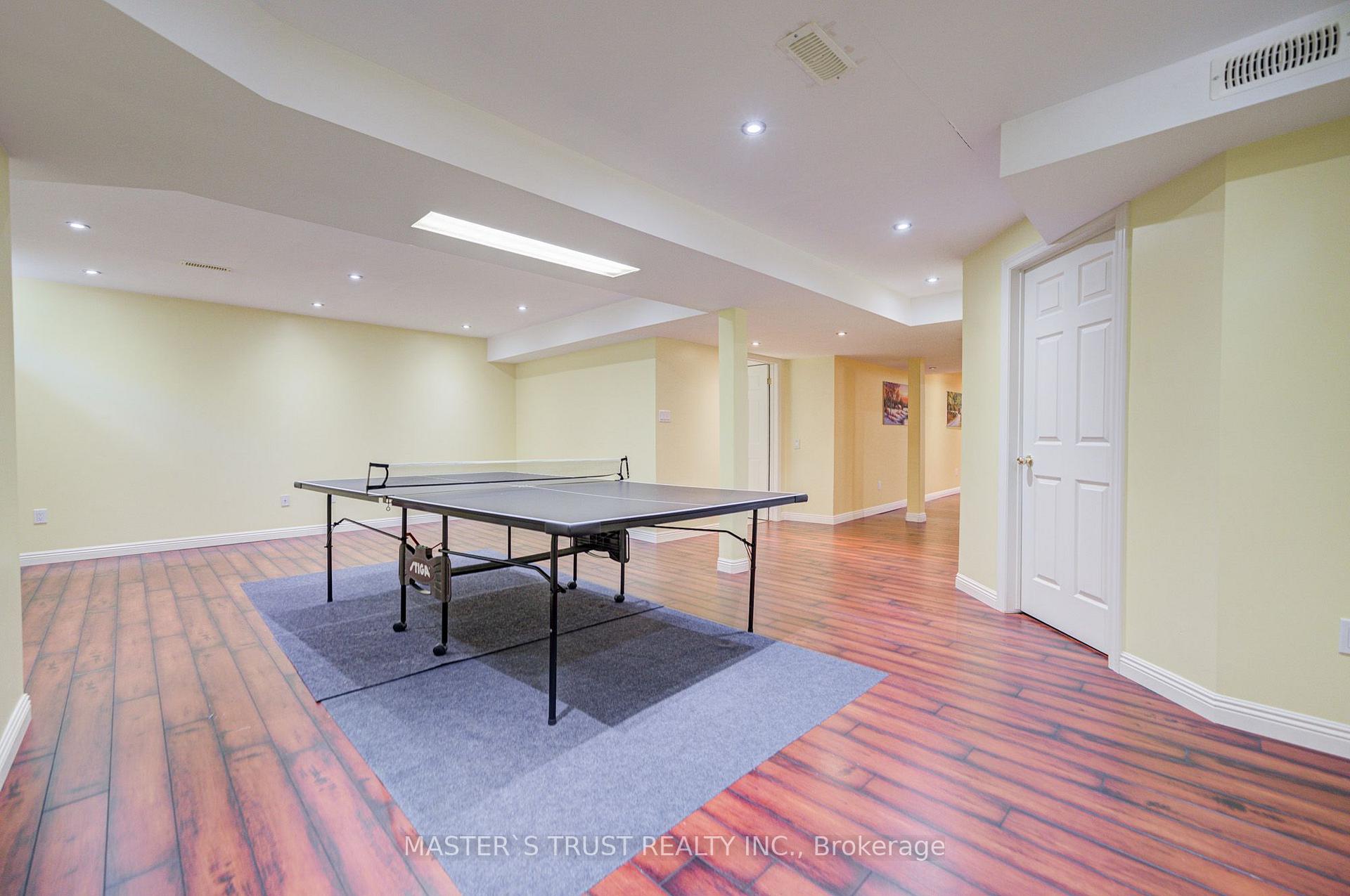 Photo 39 of 33 Levellands Crescent, Richmond Hill, Langstaff — HOMEH