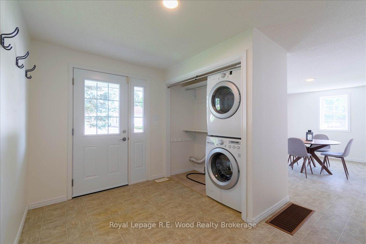 Photo 7 of 419 Main Street W, Norwich, Springford — HOMEH